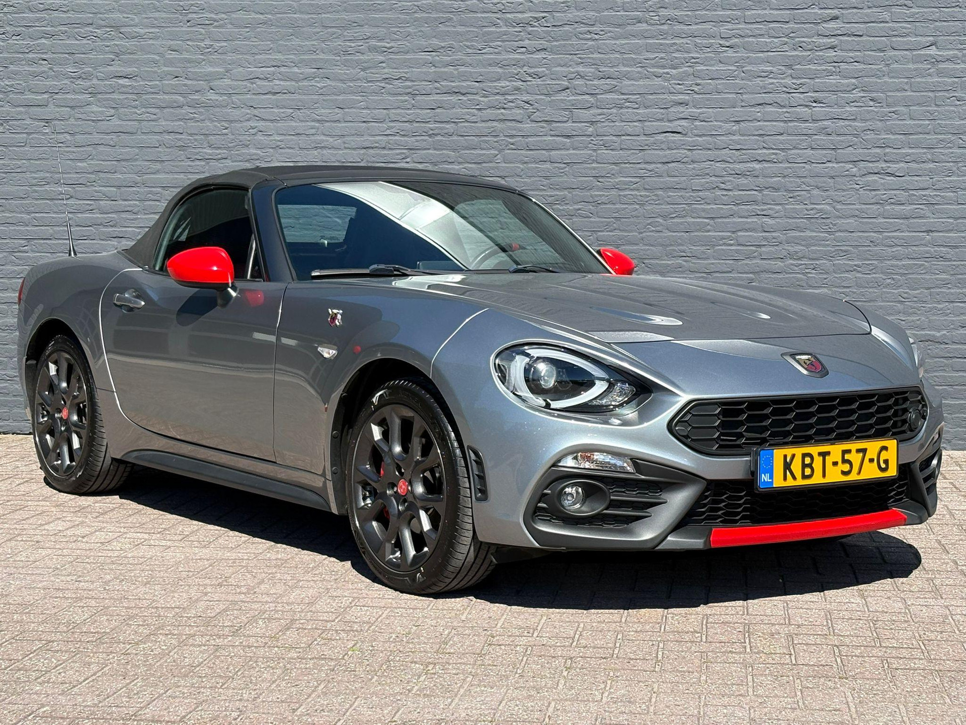 Fiat 124 Spider