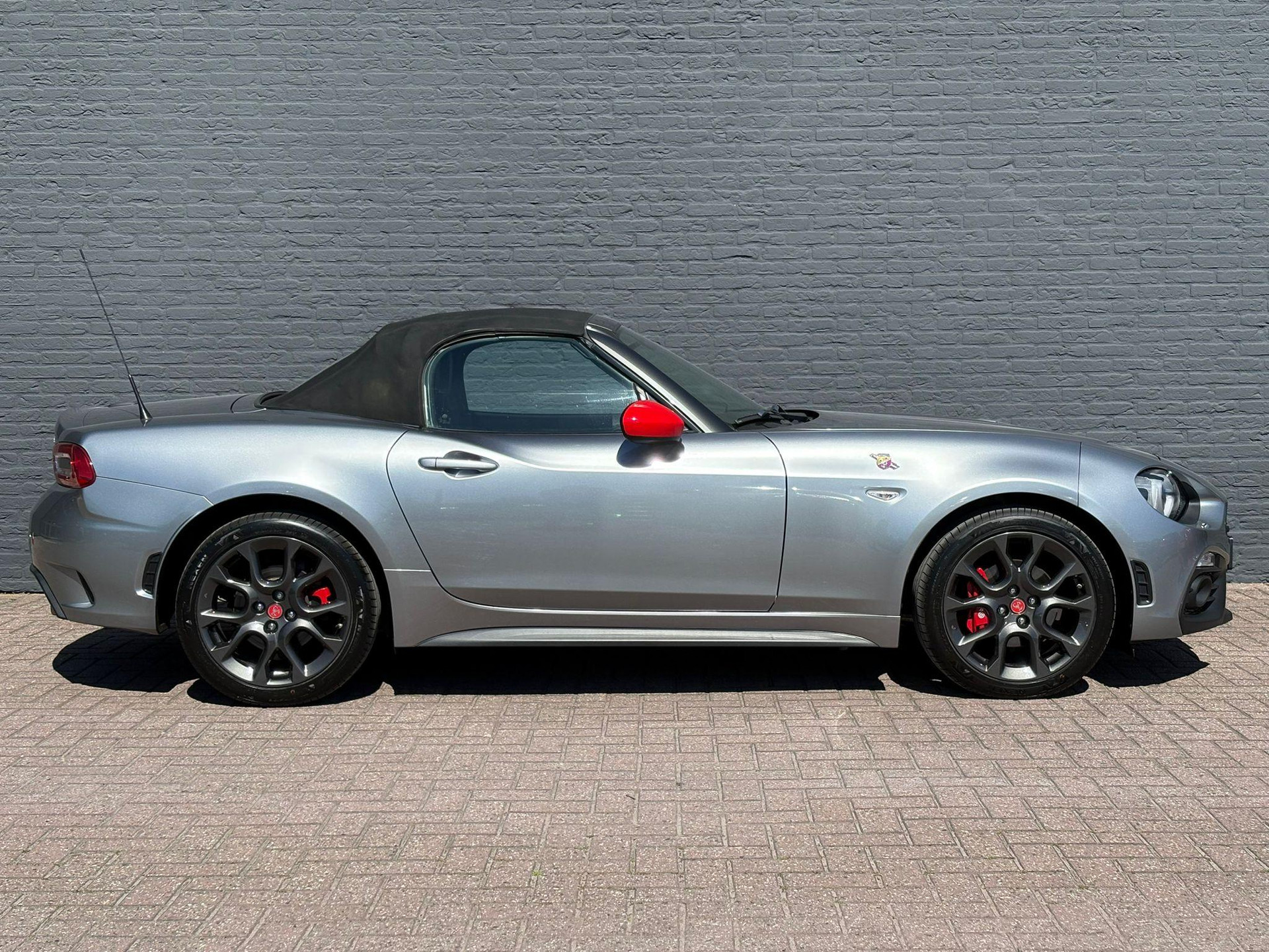 Fiat 124 Spider