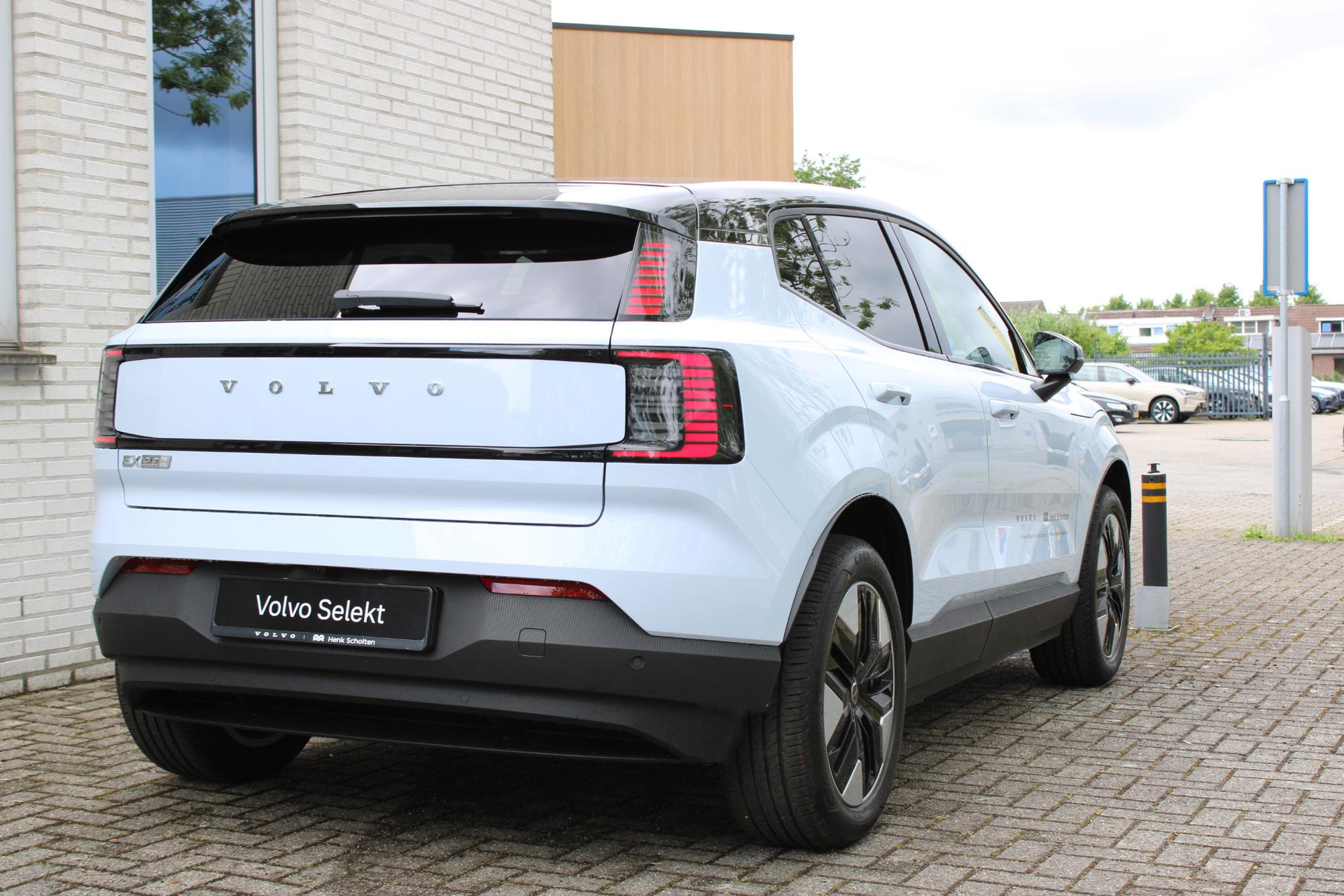 Volvo EX30