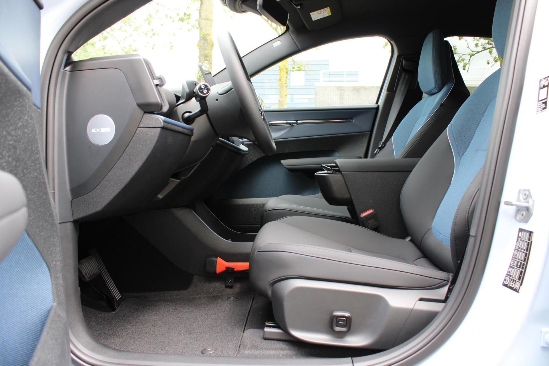 Volvo EX30