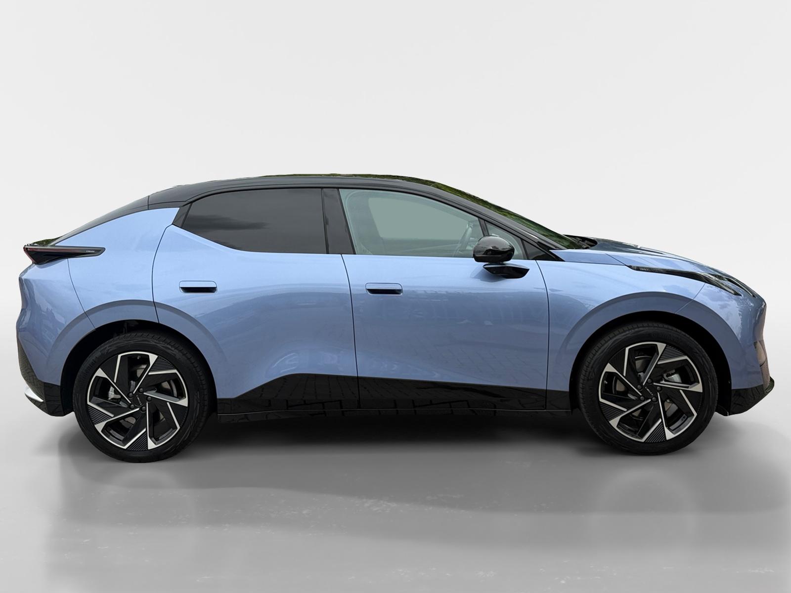 Lynk & Co 02
