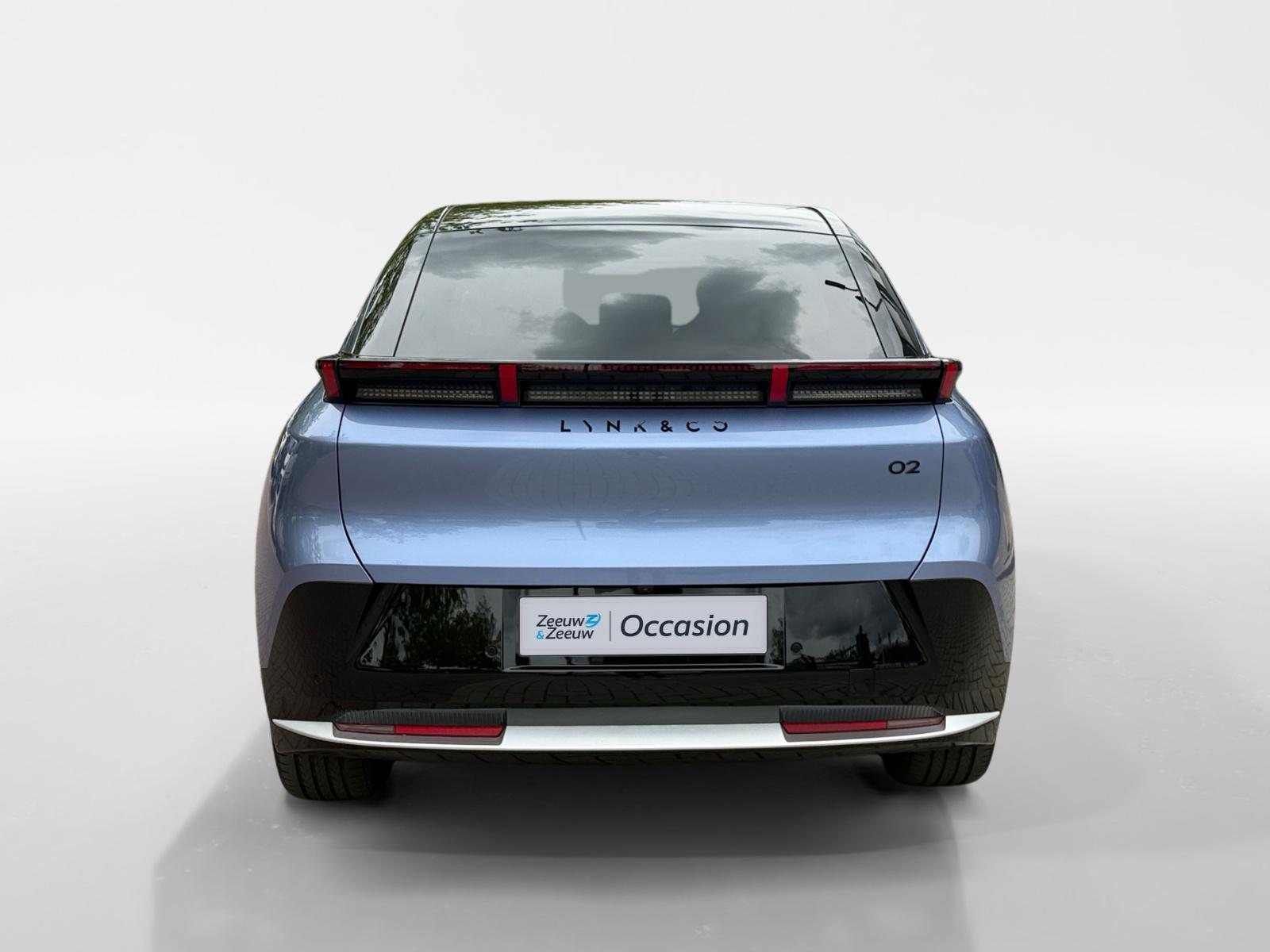 Lynk & Co 02