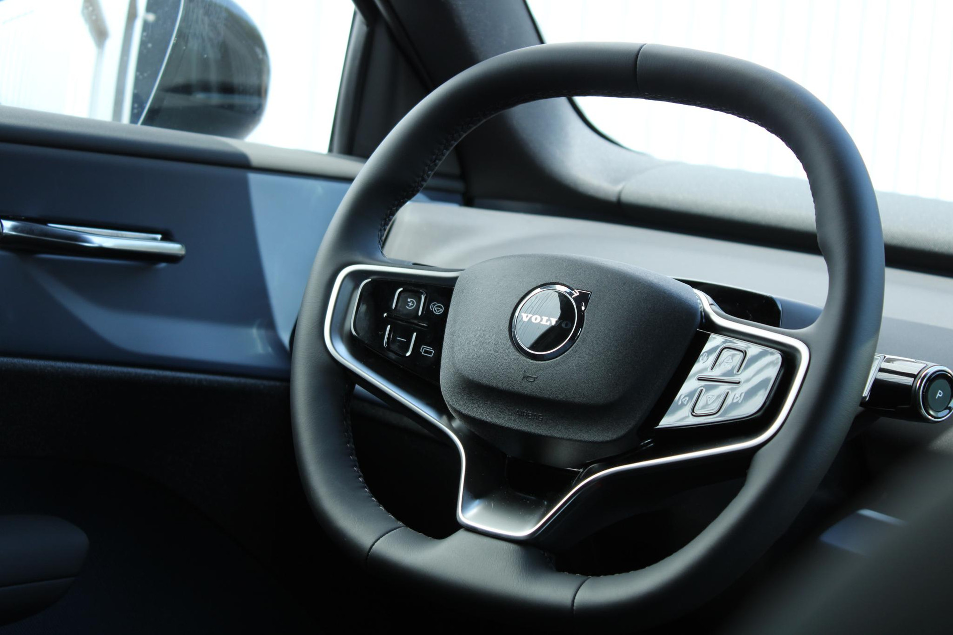 Volvo EX30