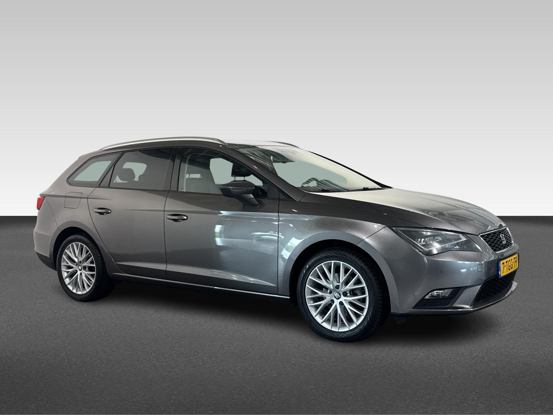SEAT León