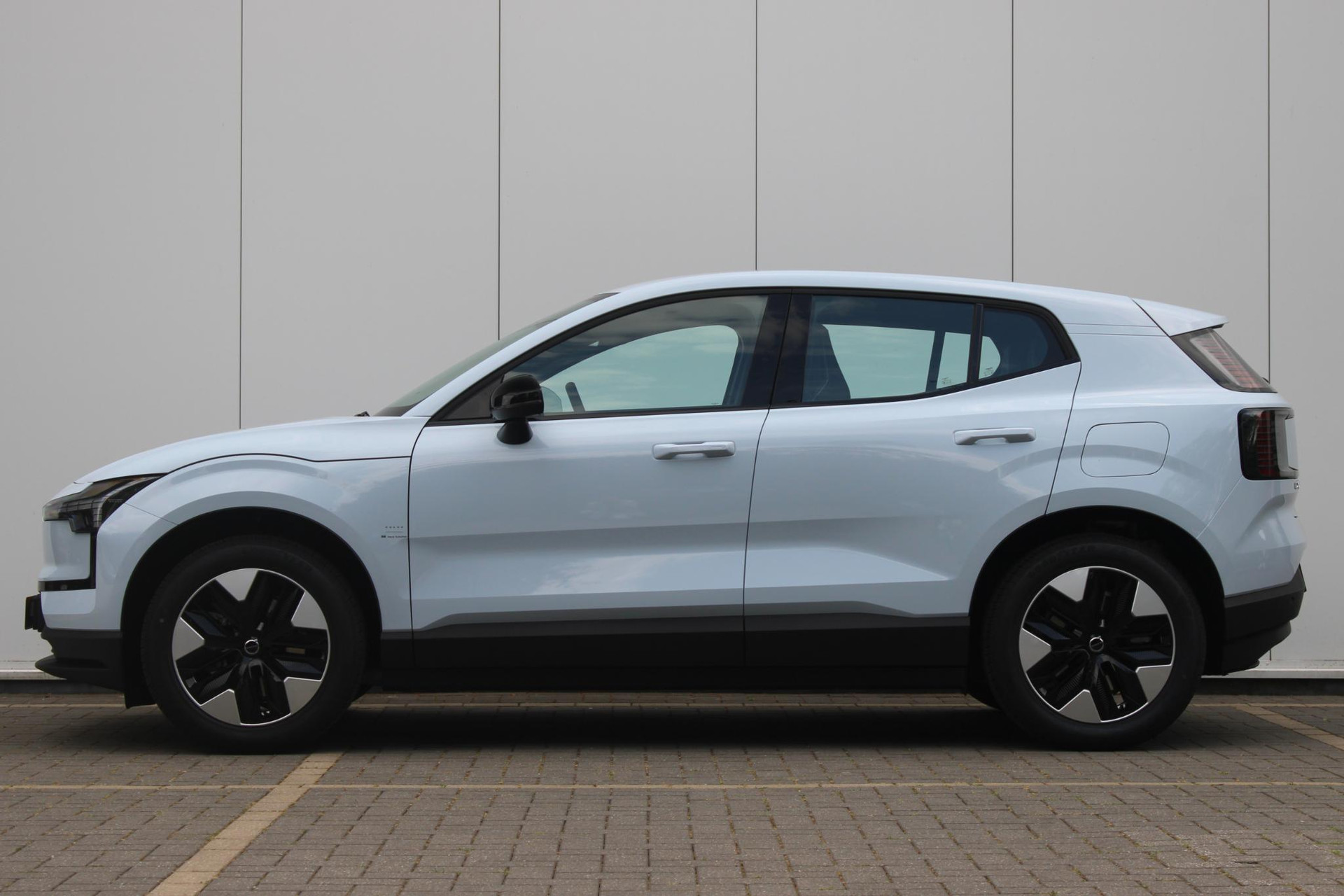 Volvo EX30