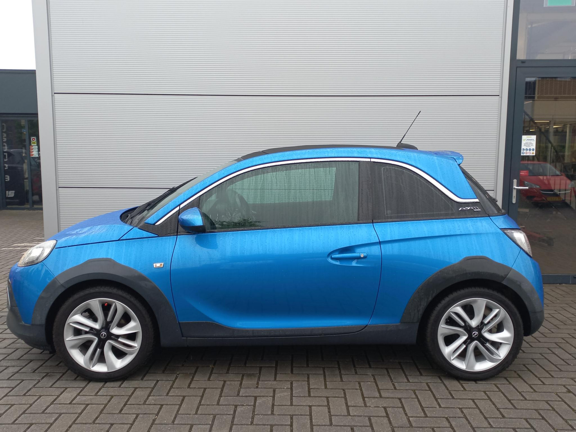 Opel Adam