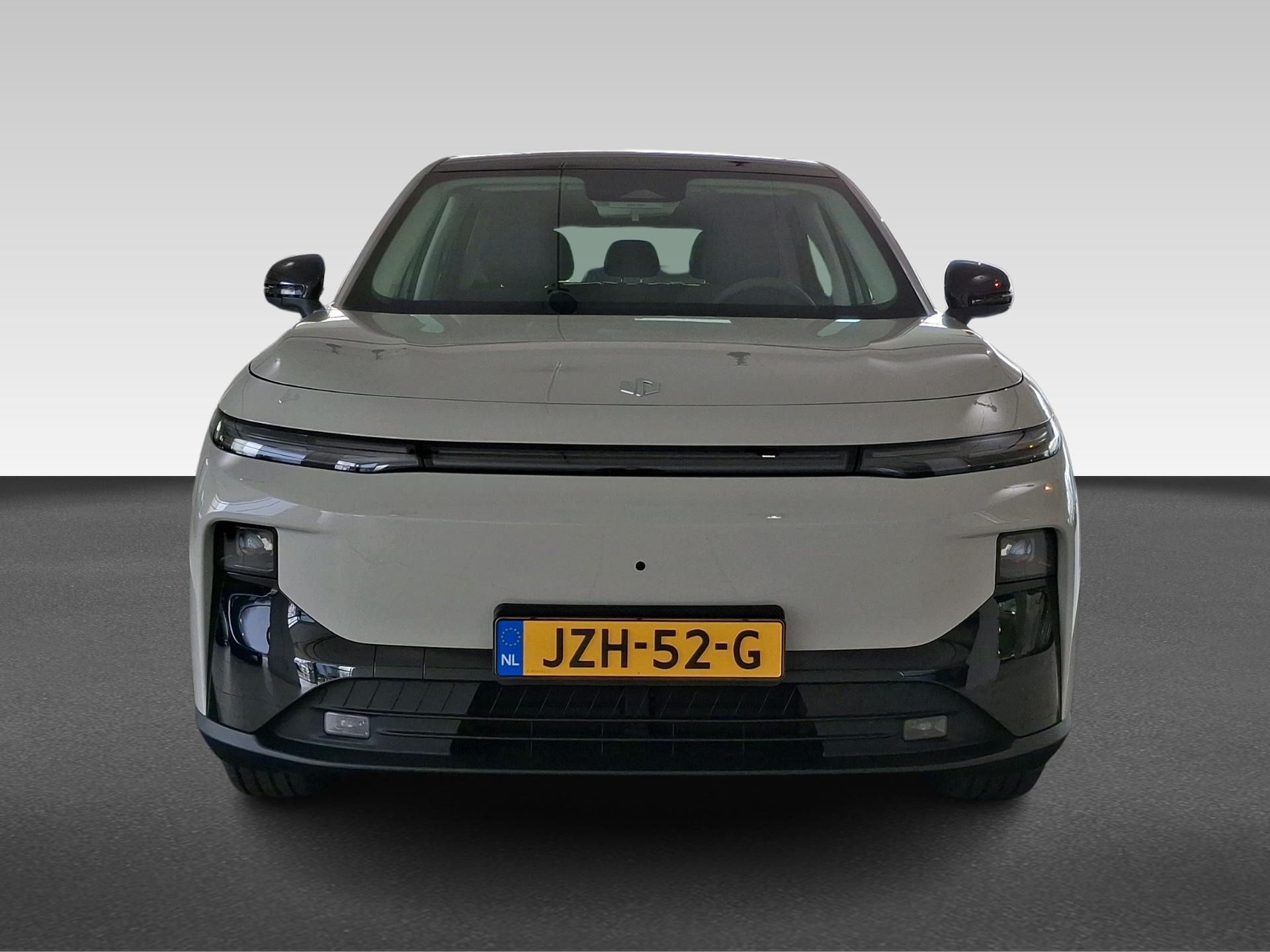 Leapmotor B10