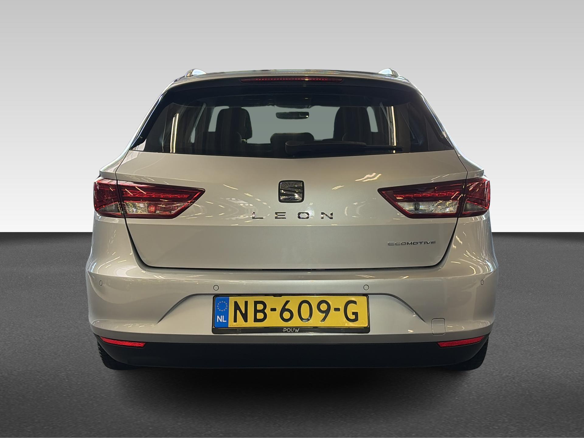 SEAT León