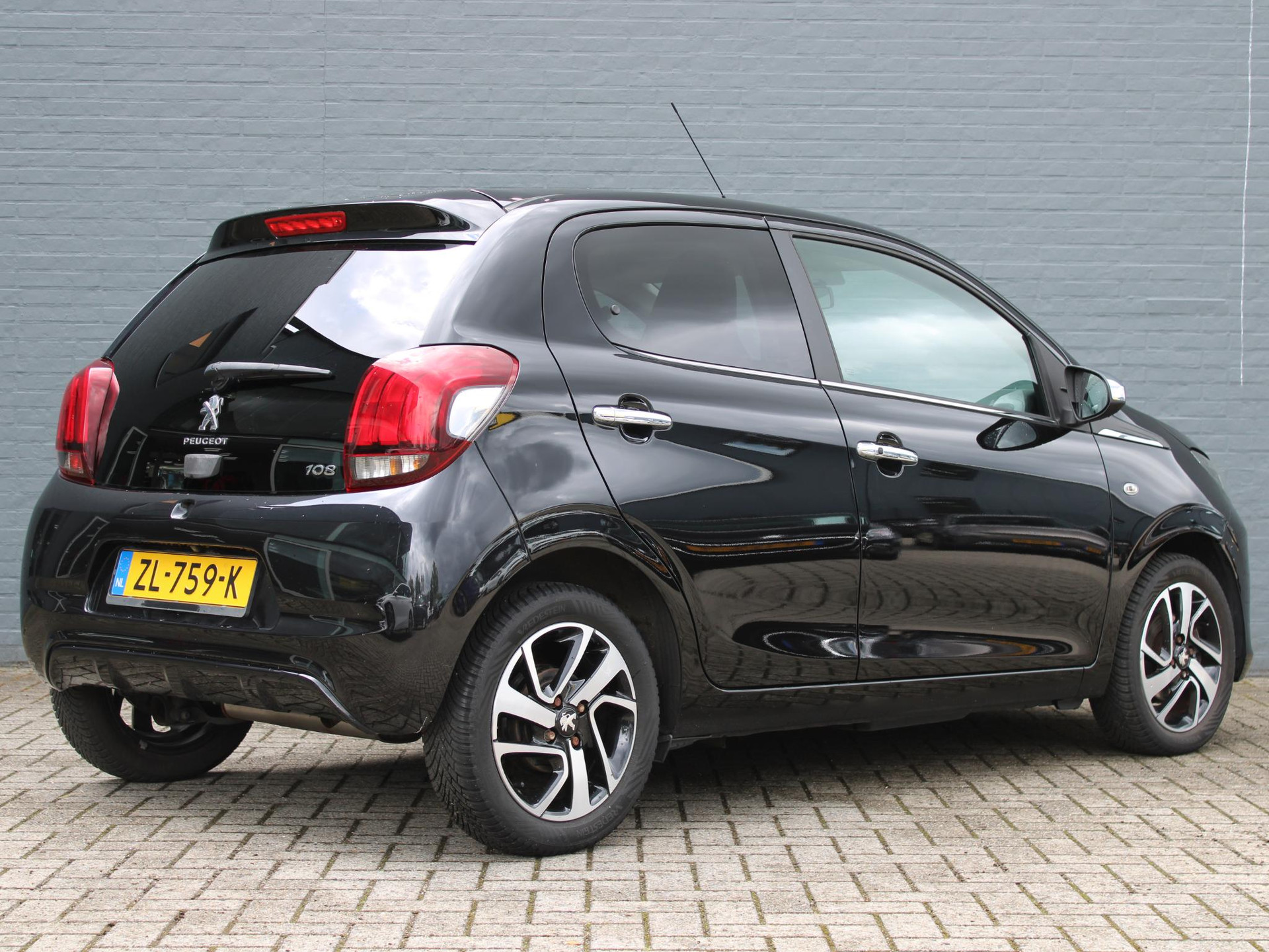 Peugeot 108