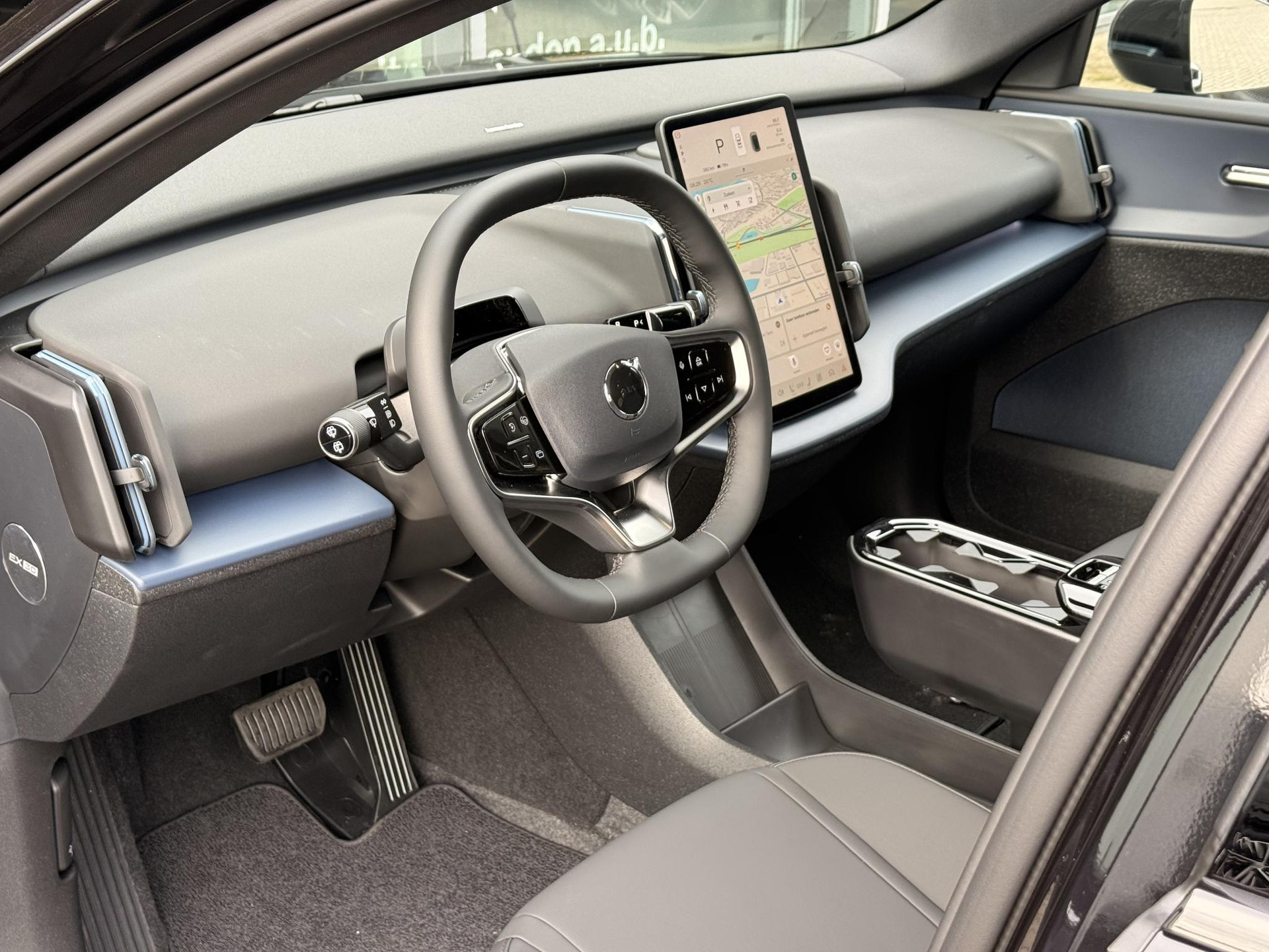 Volvo EX30