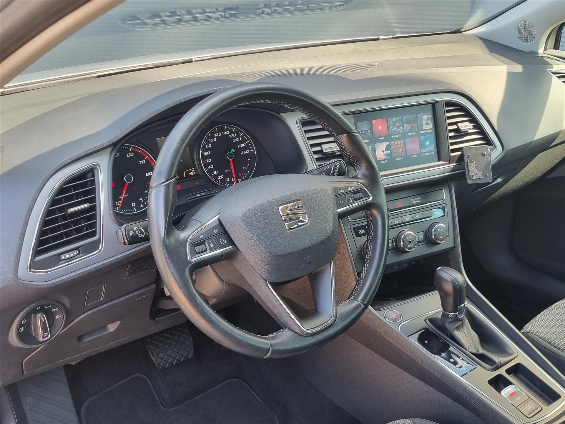 SEAT León