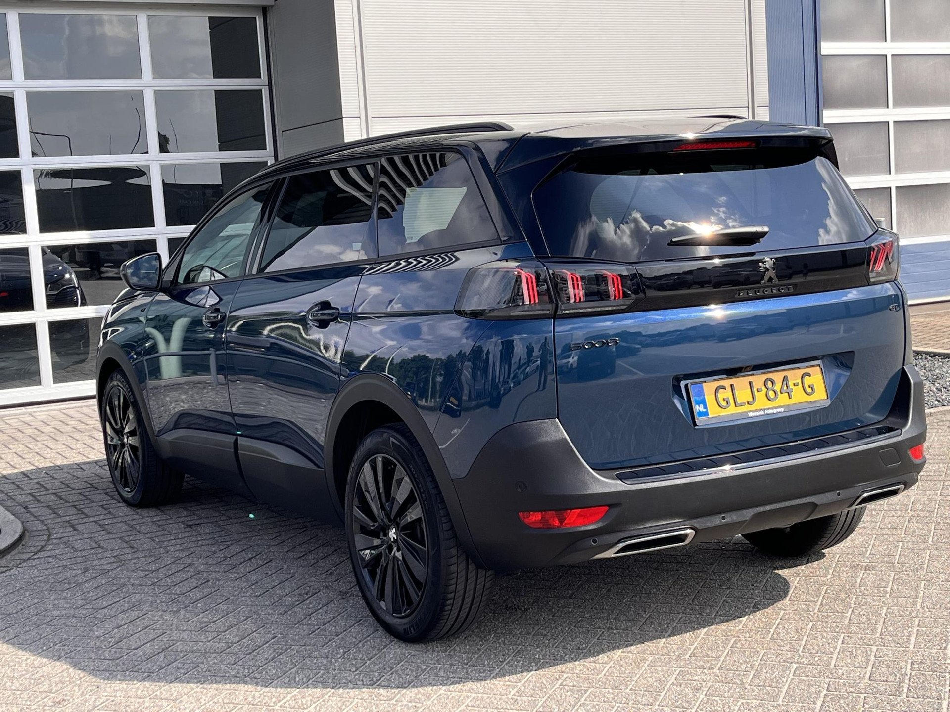 Peugeot 5008