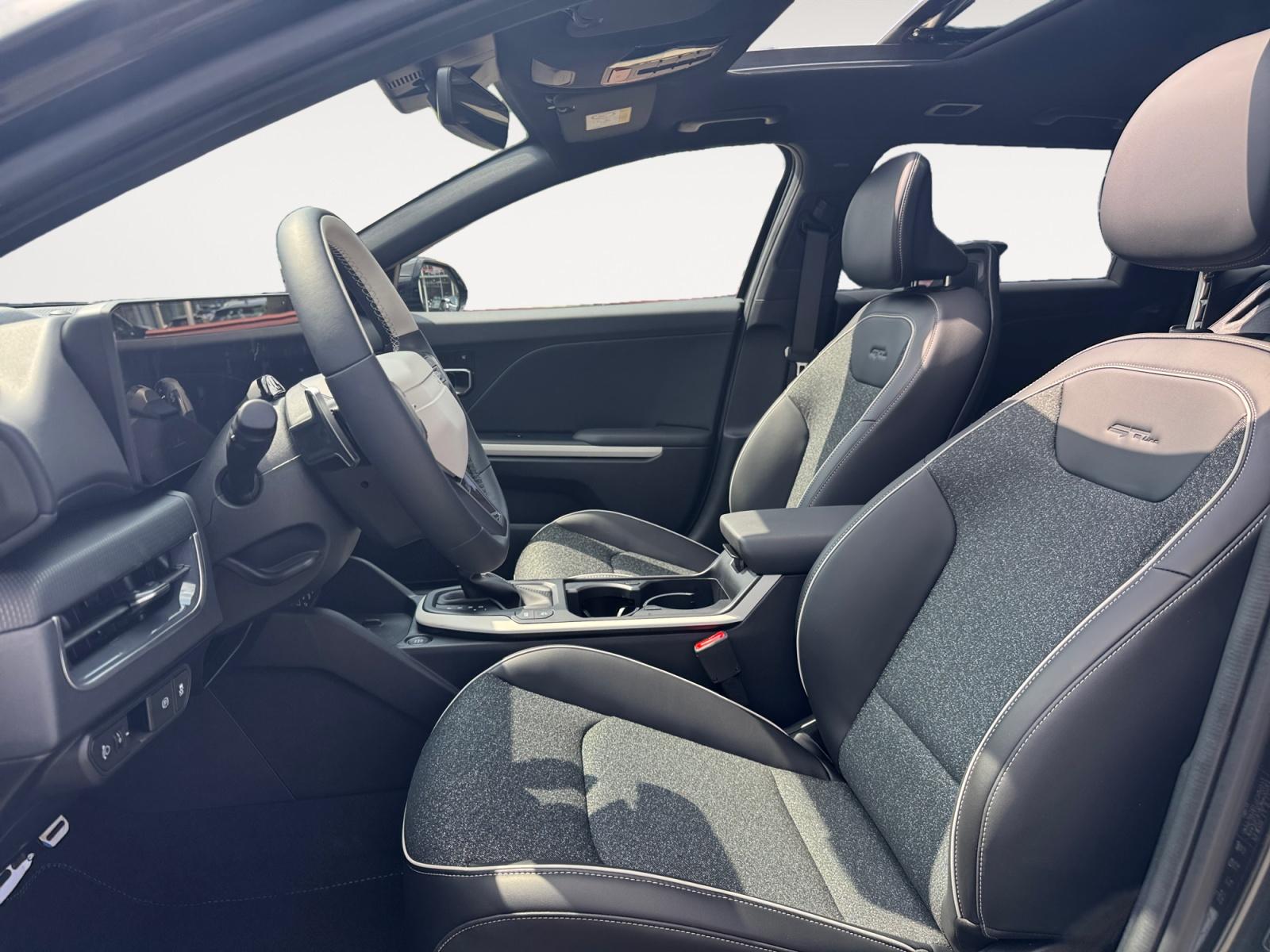 Kia K4