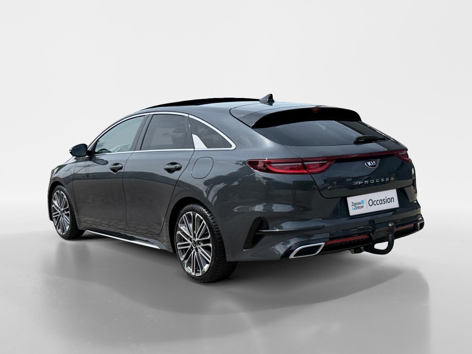 Kia Proceed