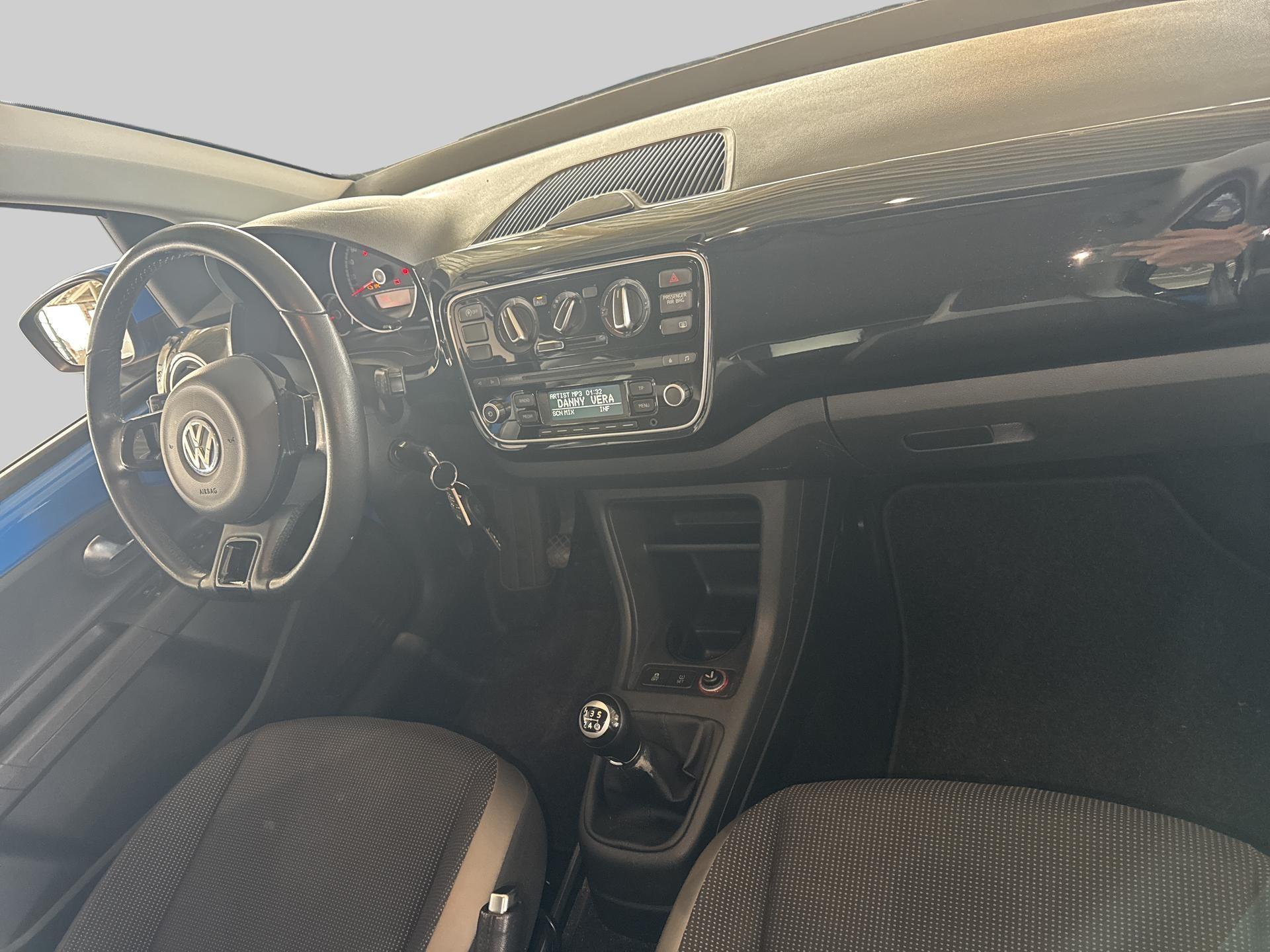Volkswagen up!