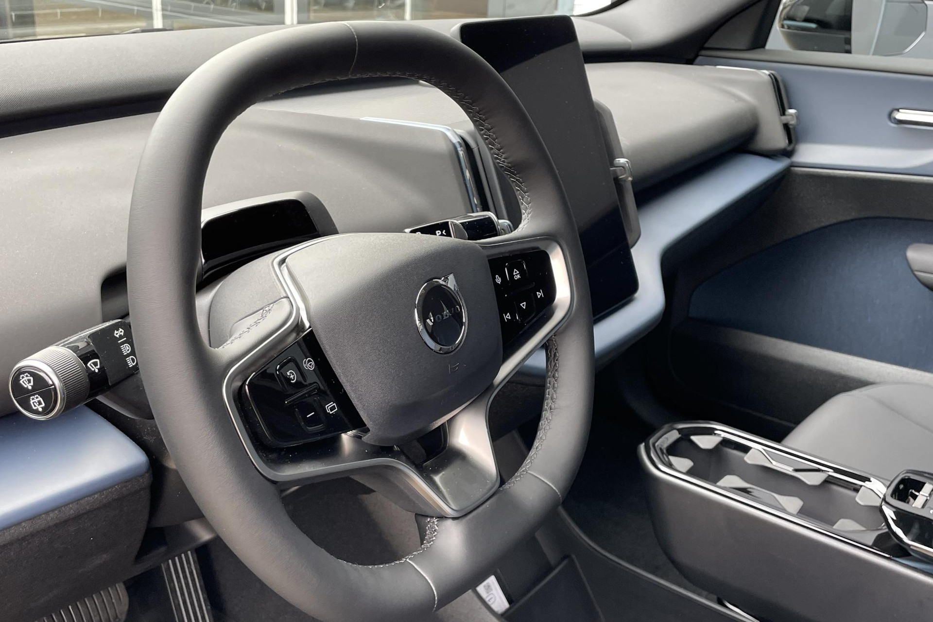 Volvo EX30