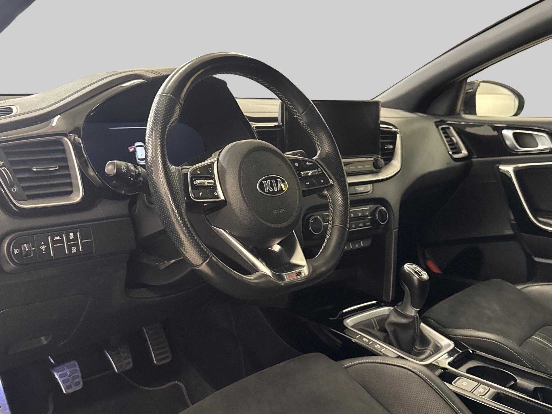 Kia Proceed