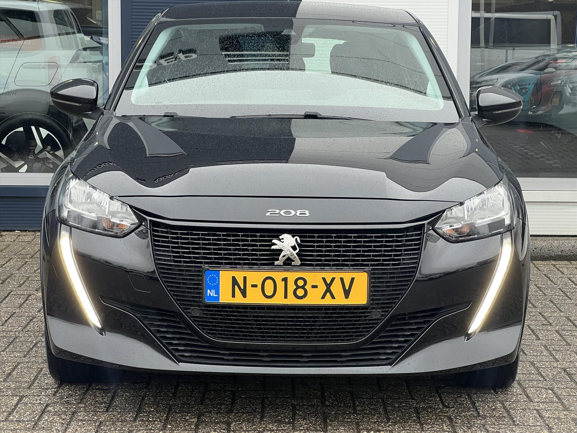 Peugeot e-208