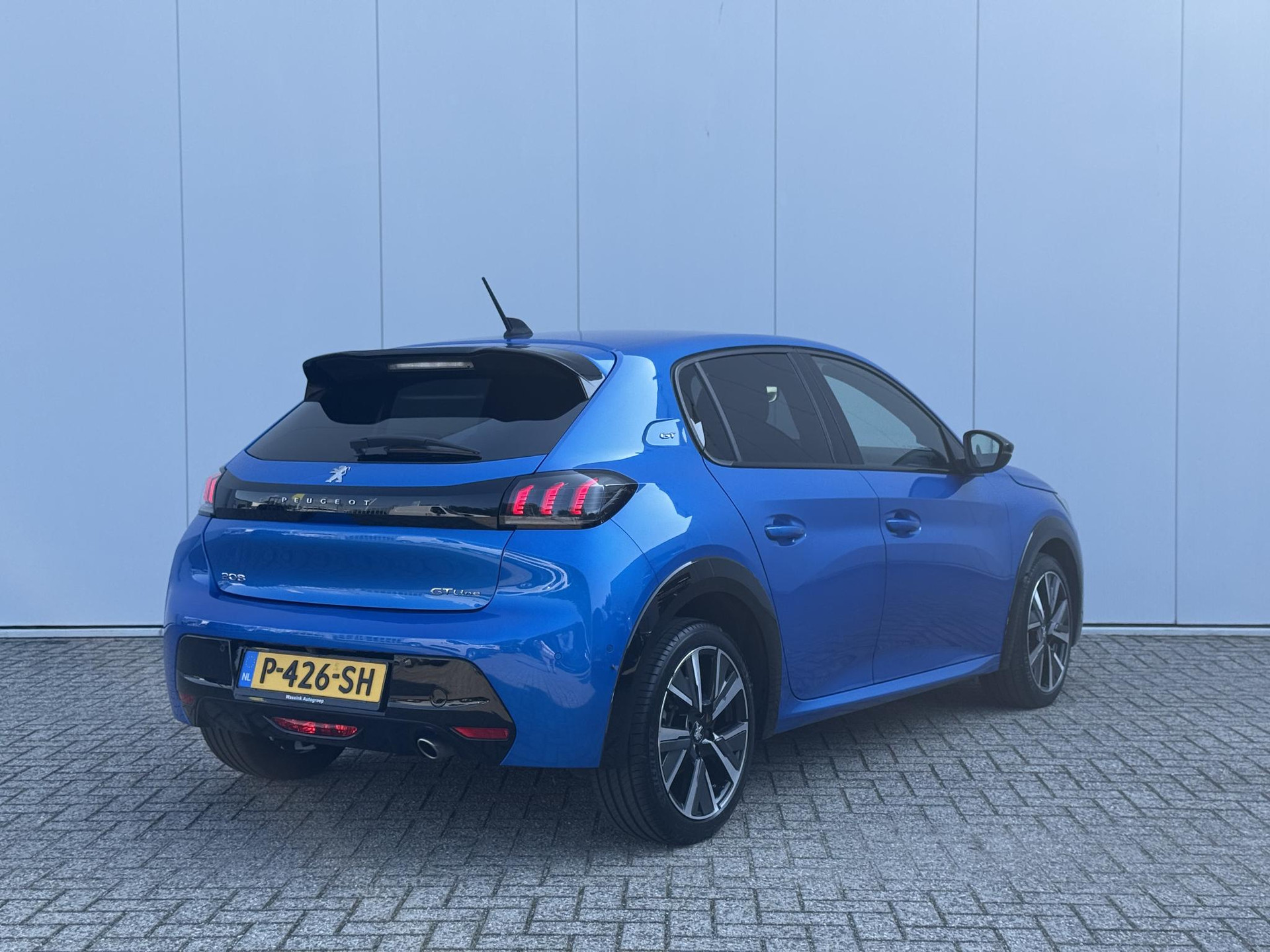 Peugeot 208