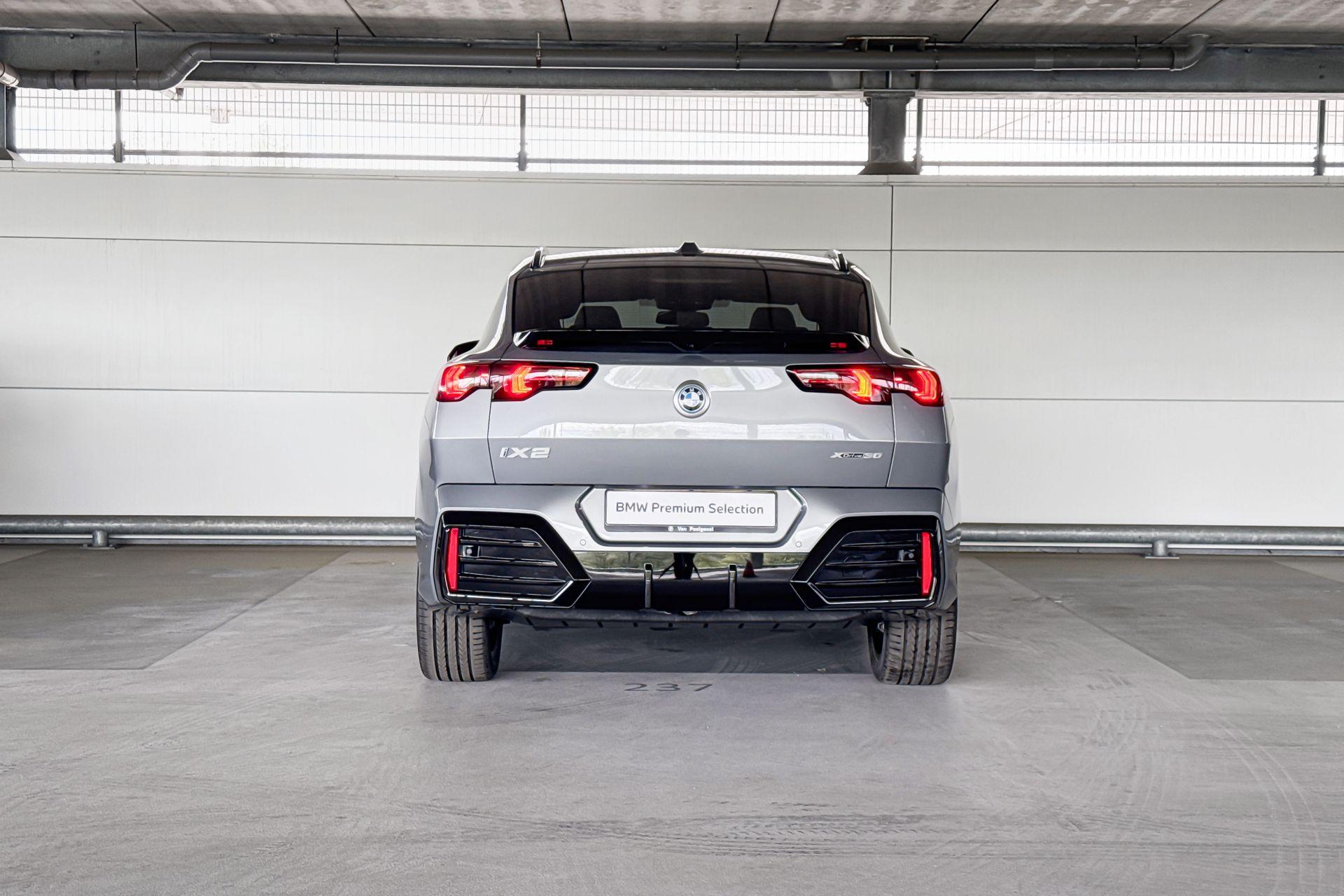 BMW iX2