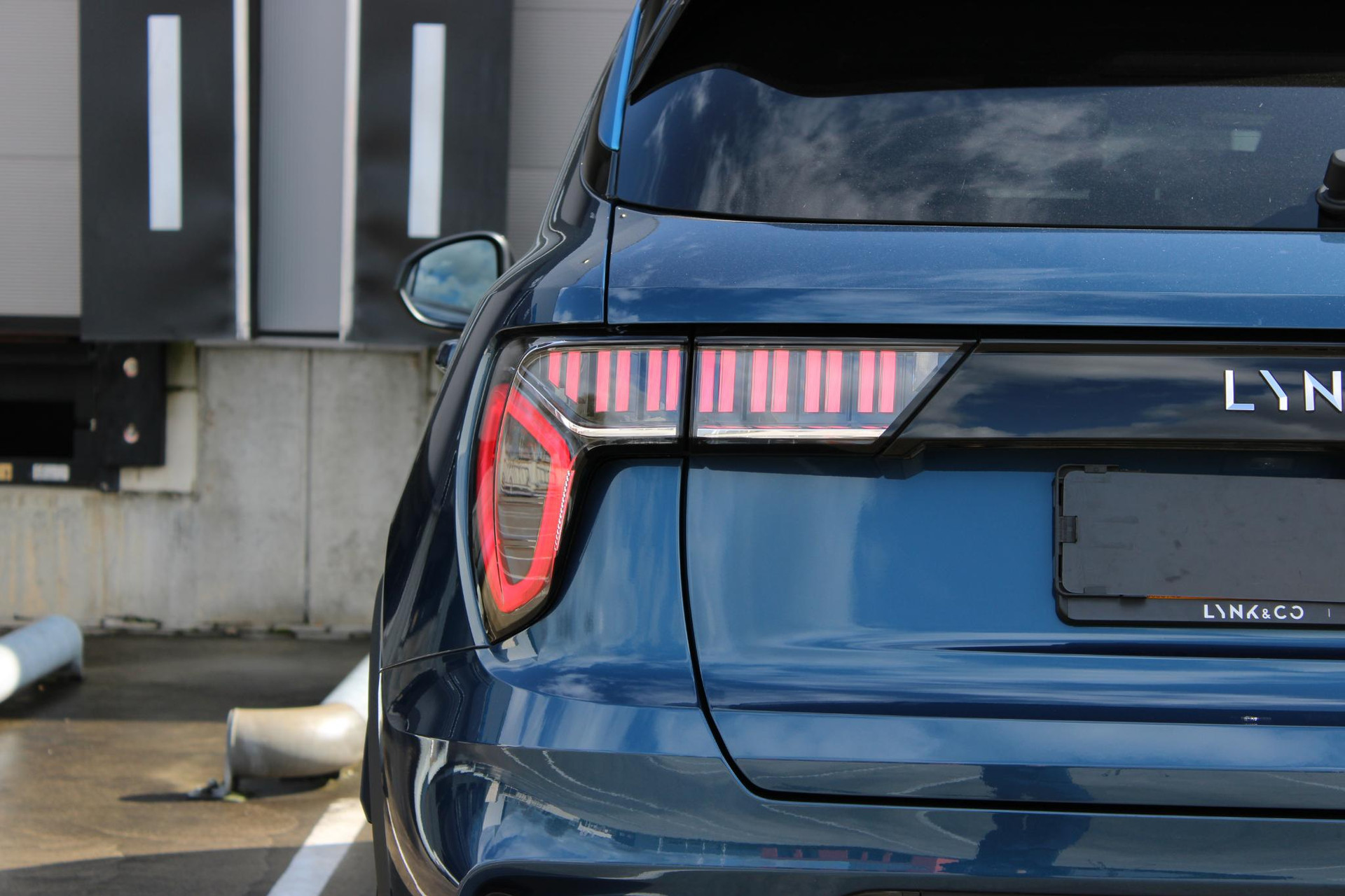 Lynk & Co 01