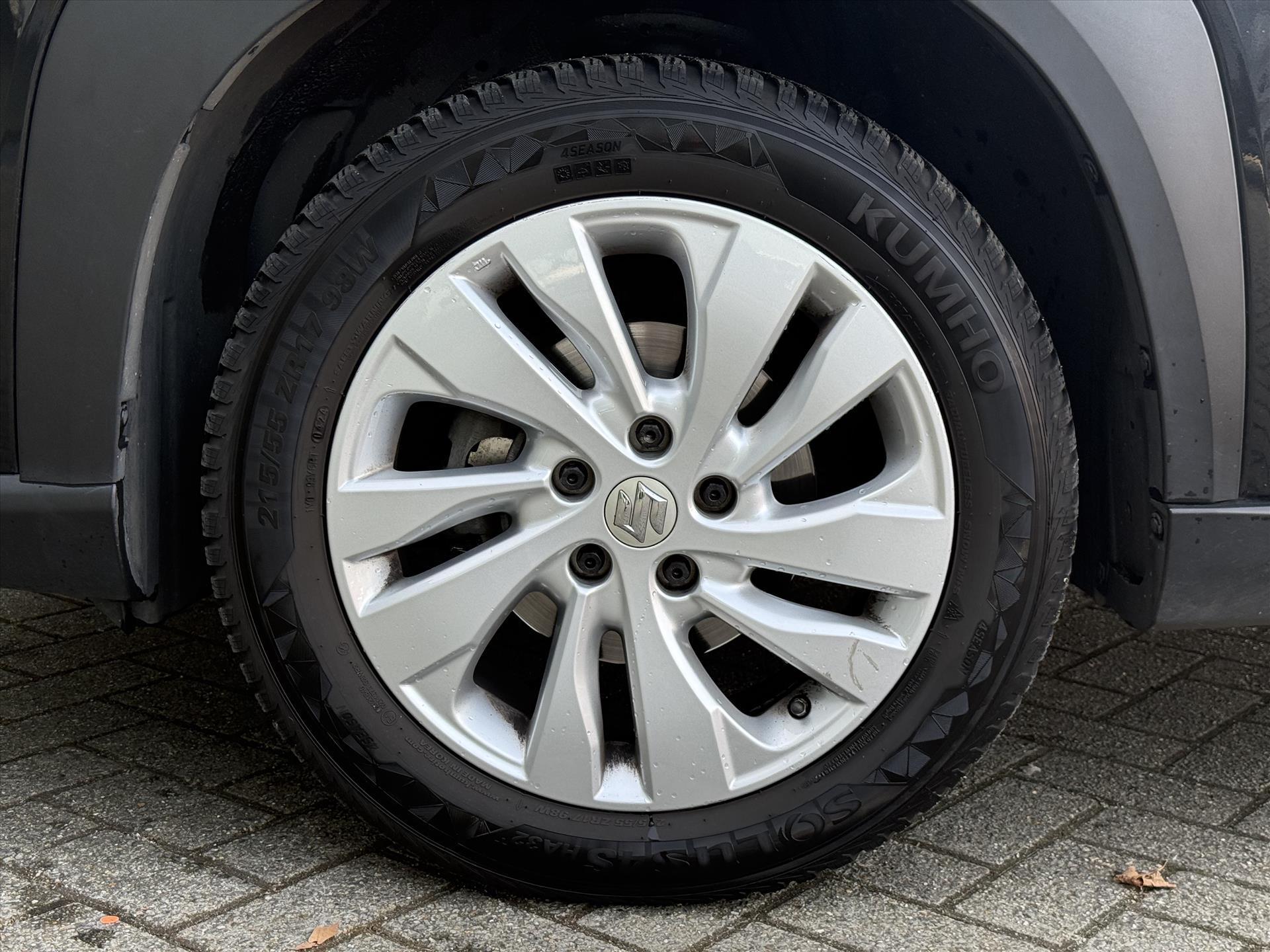 Suzuki S-Cross
