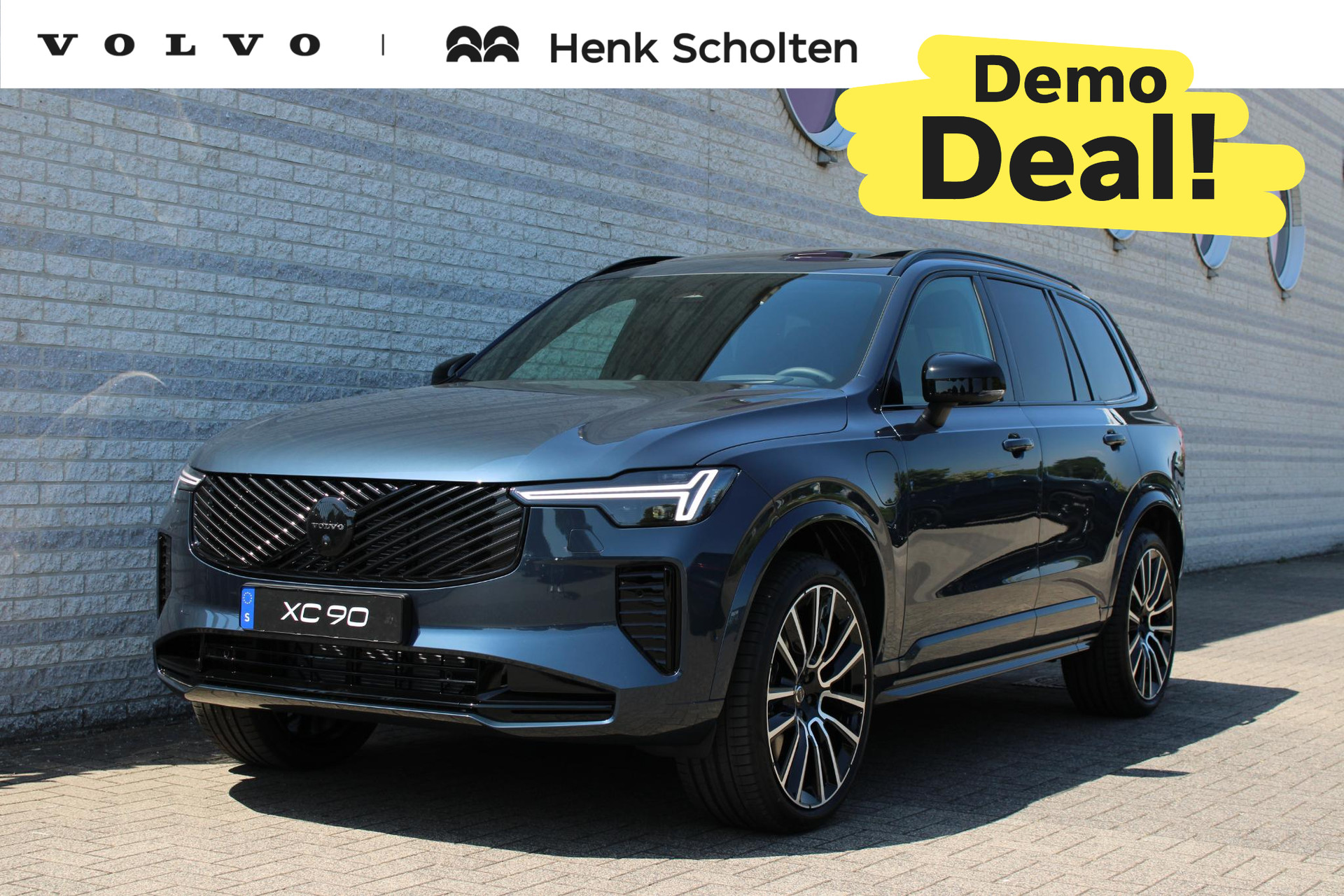 Volvo XC90 T8 Plug-in hybrid AWD Ultra Black Ed. Exec. 2026, photo 1