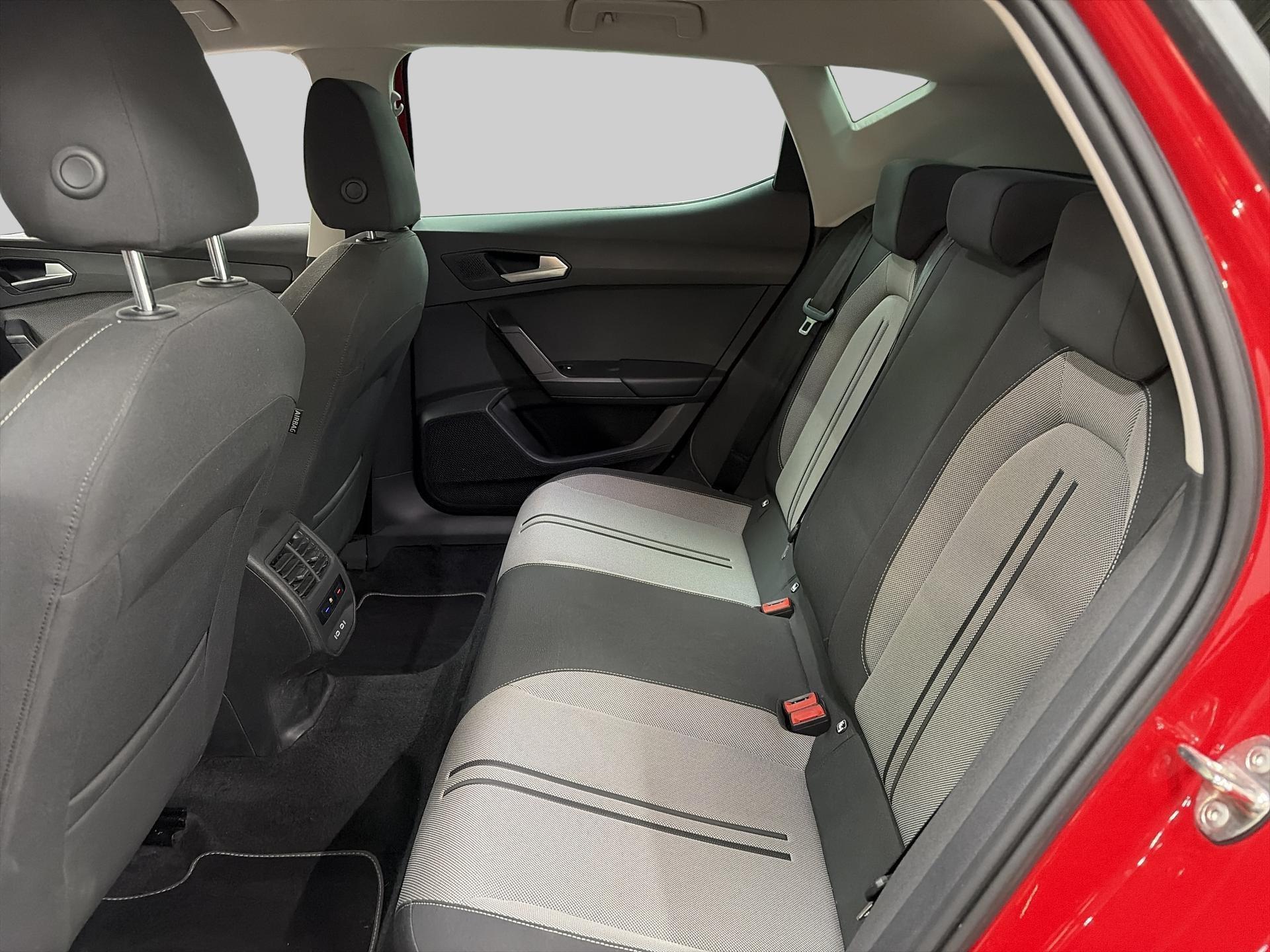 SEAT León