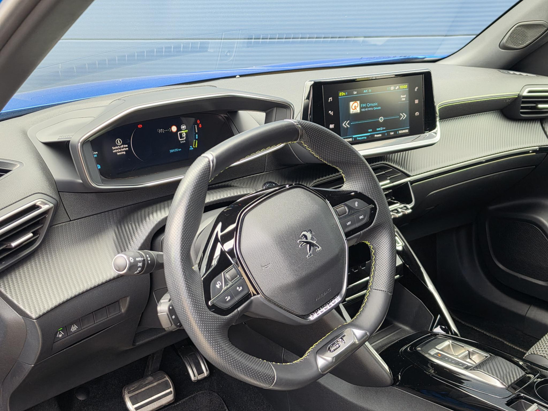 Peugeot e-2008