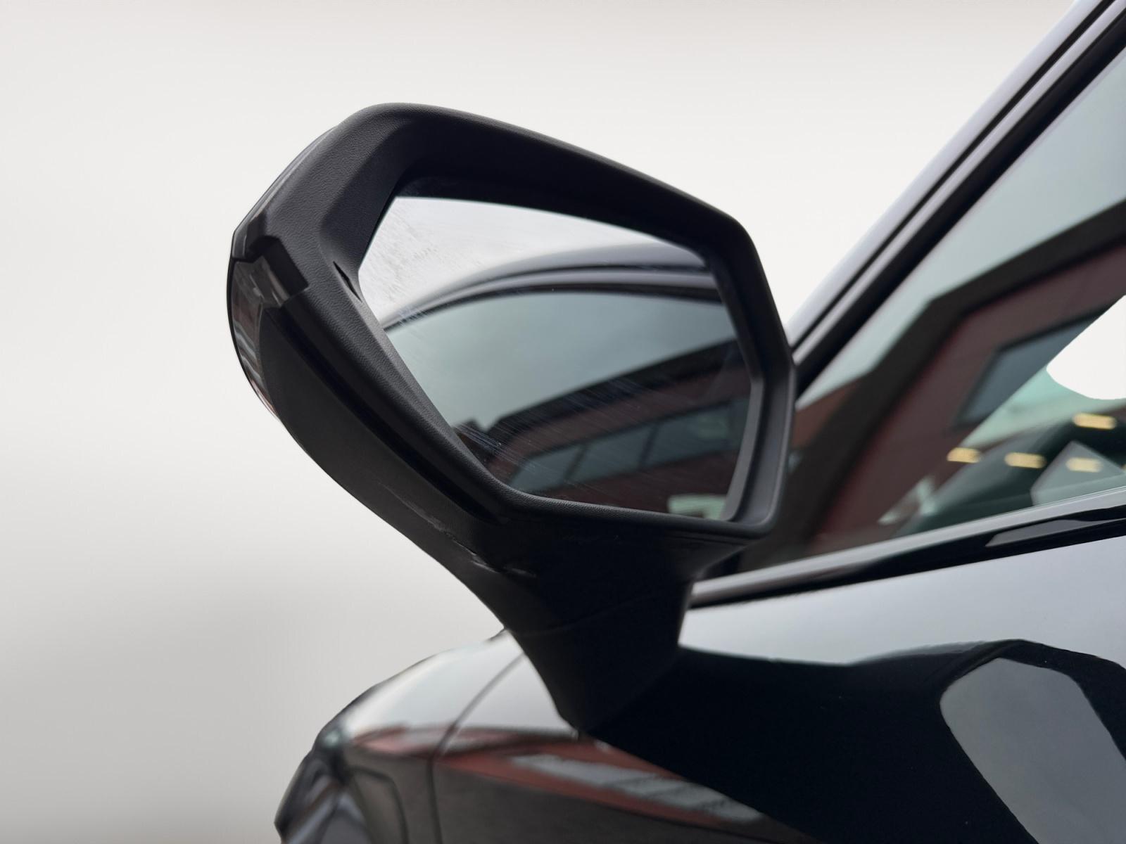 Cupra León