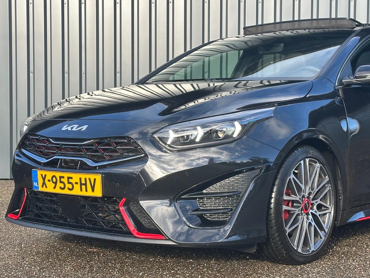 Kia Proceed