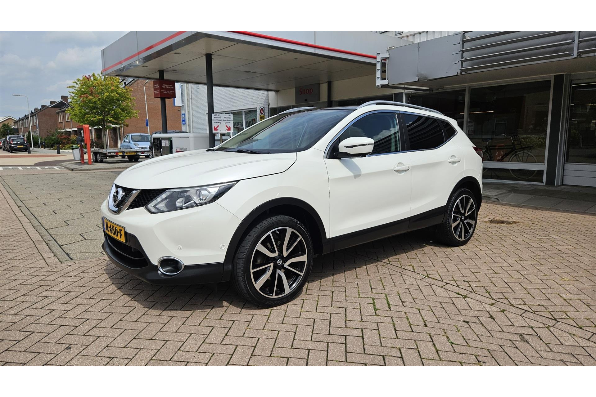 Nissan QASHQAI 1.2 115pk DIG-T Tekna