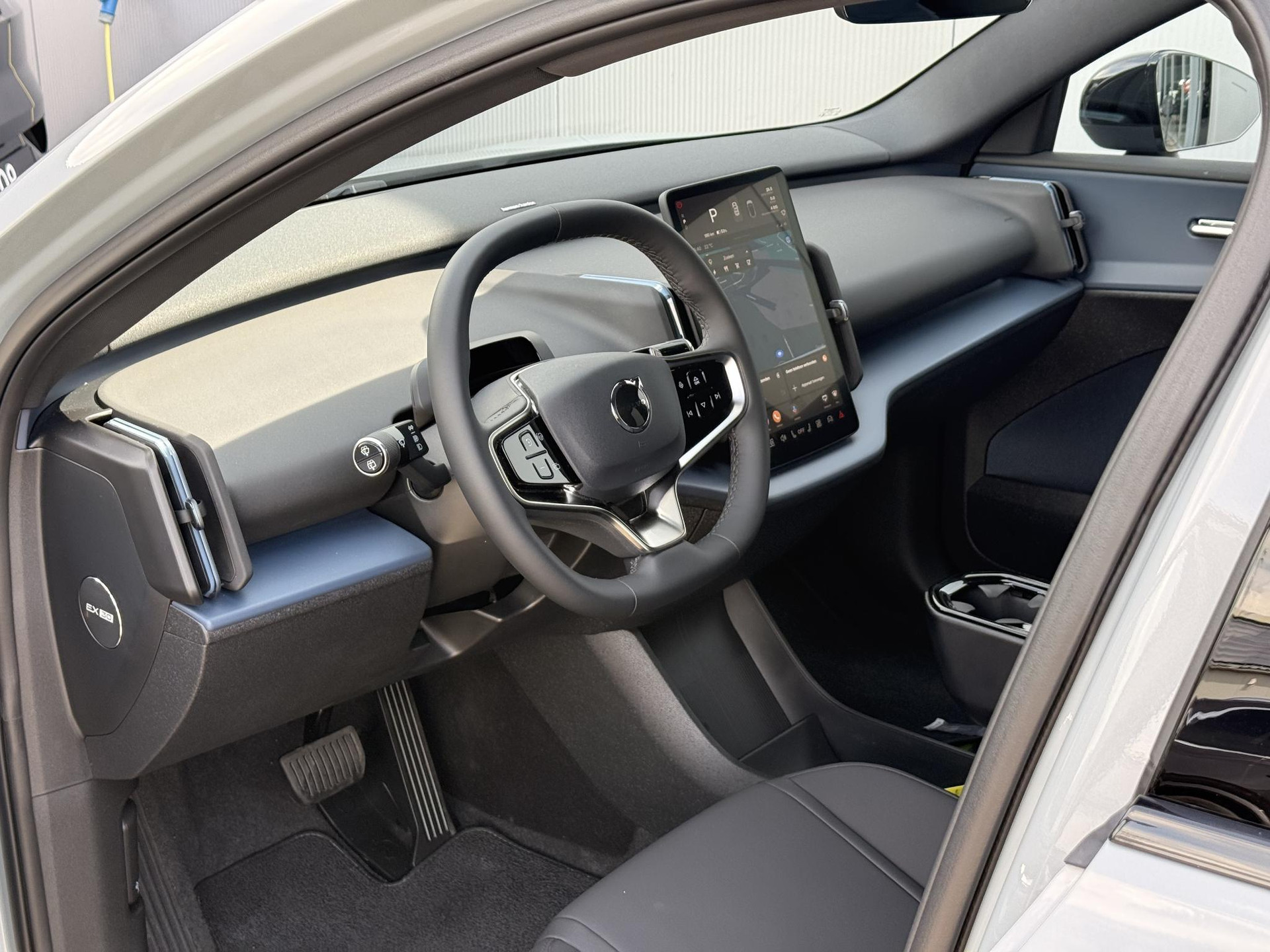 Volvo EX30