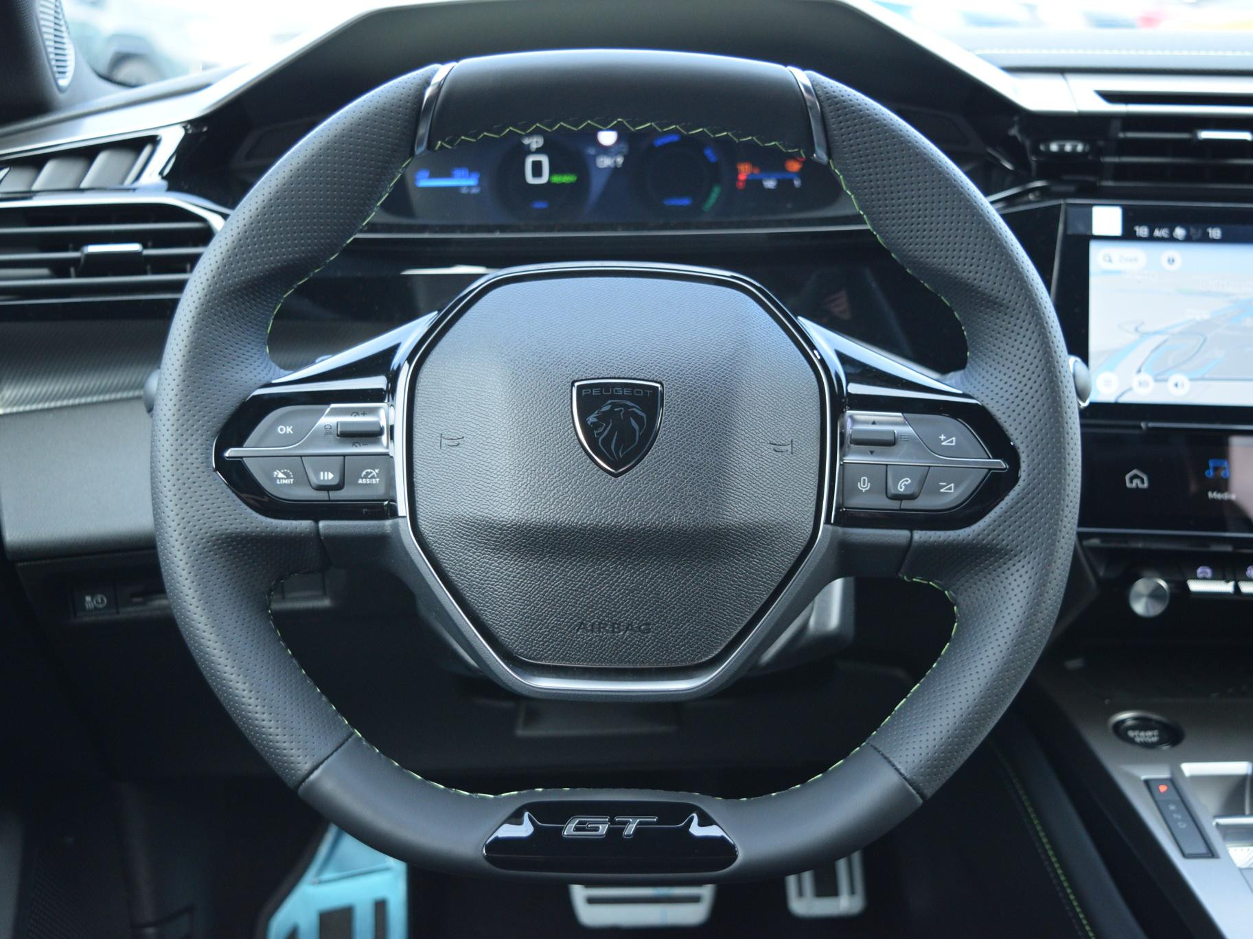 Peugeot e-308