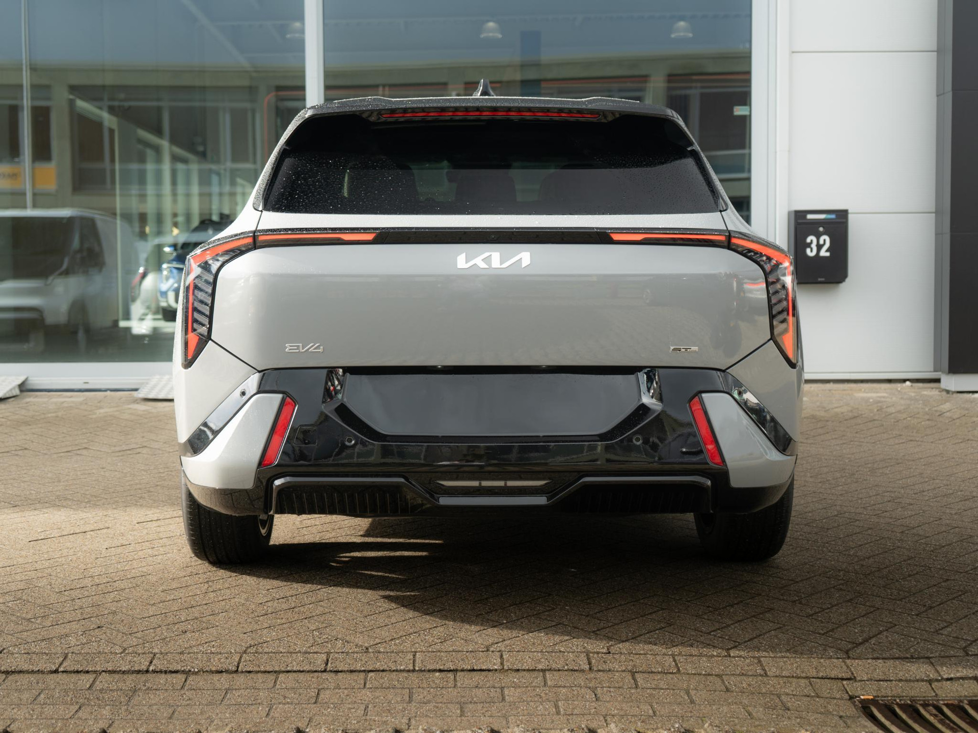 Kia EV4