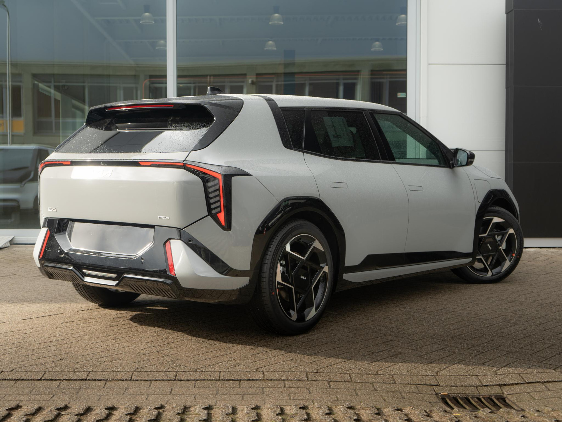 Kia EV4