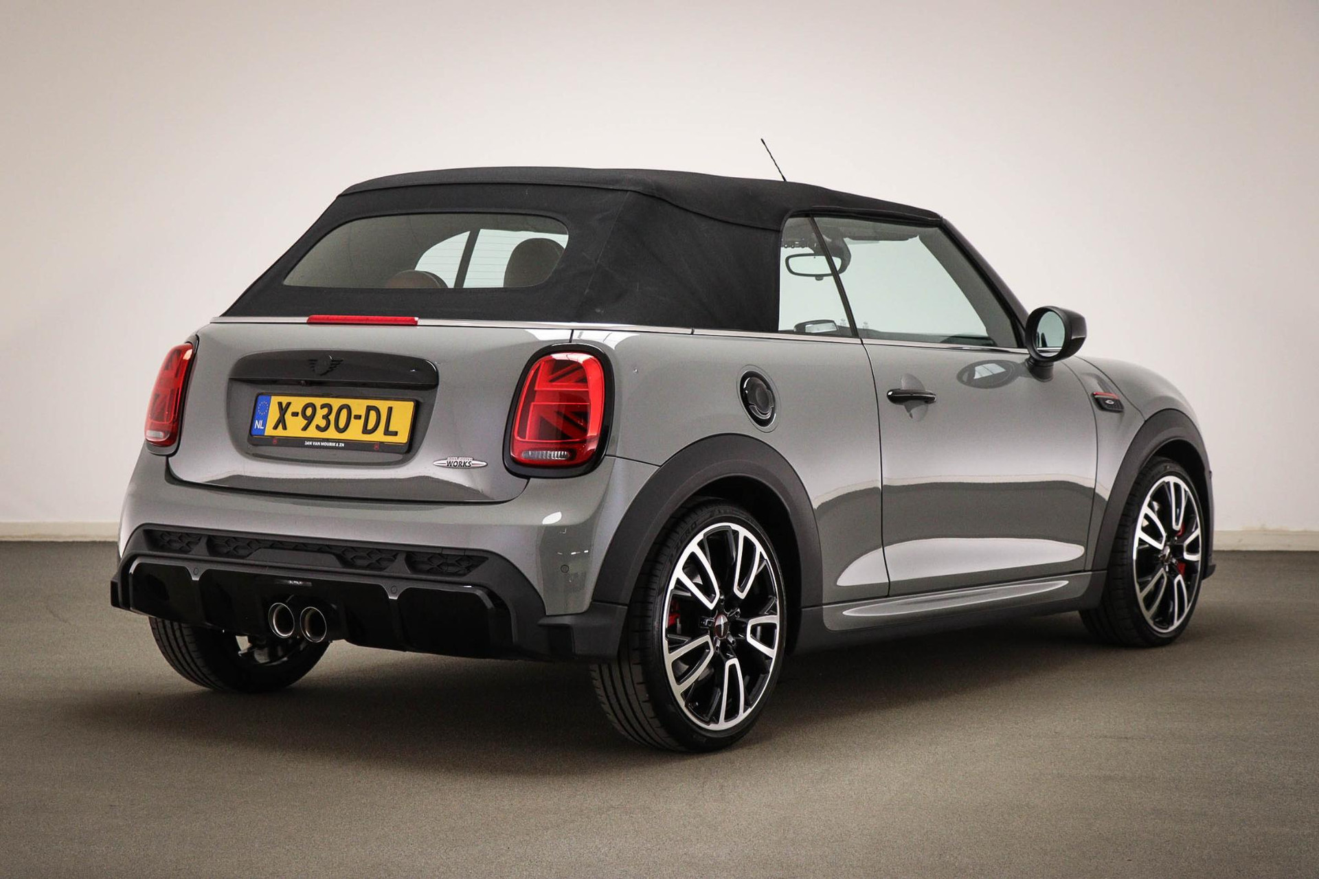 MINI Cooper Cabrio