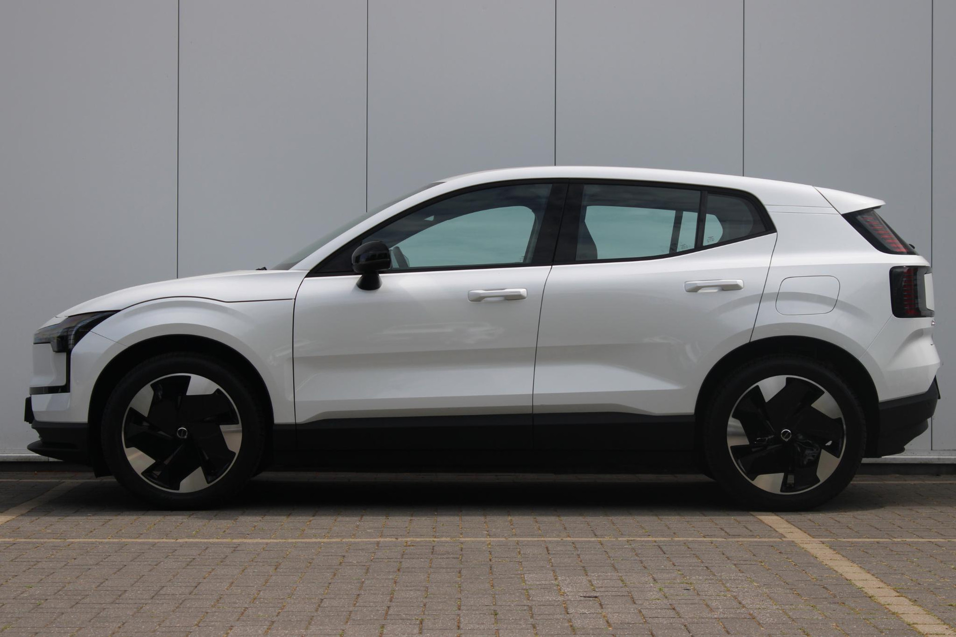 Volvo EX30