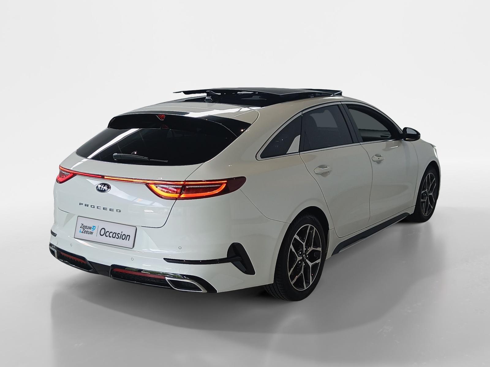 Kia Proceed