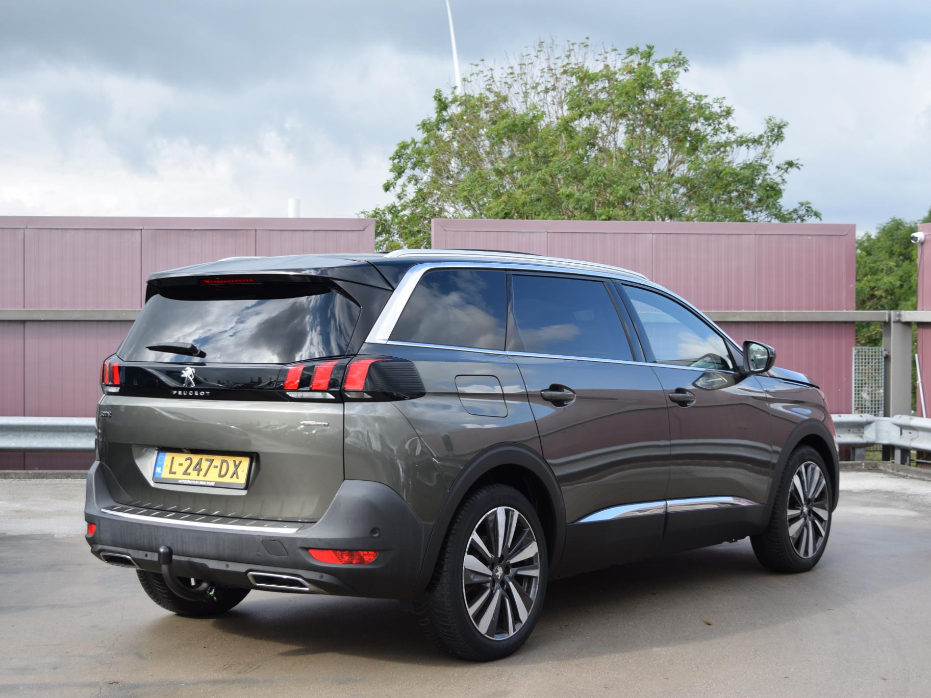 Peugeot 5008