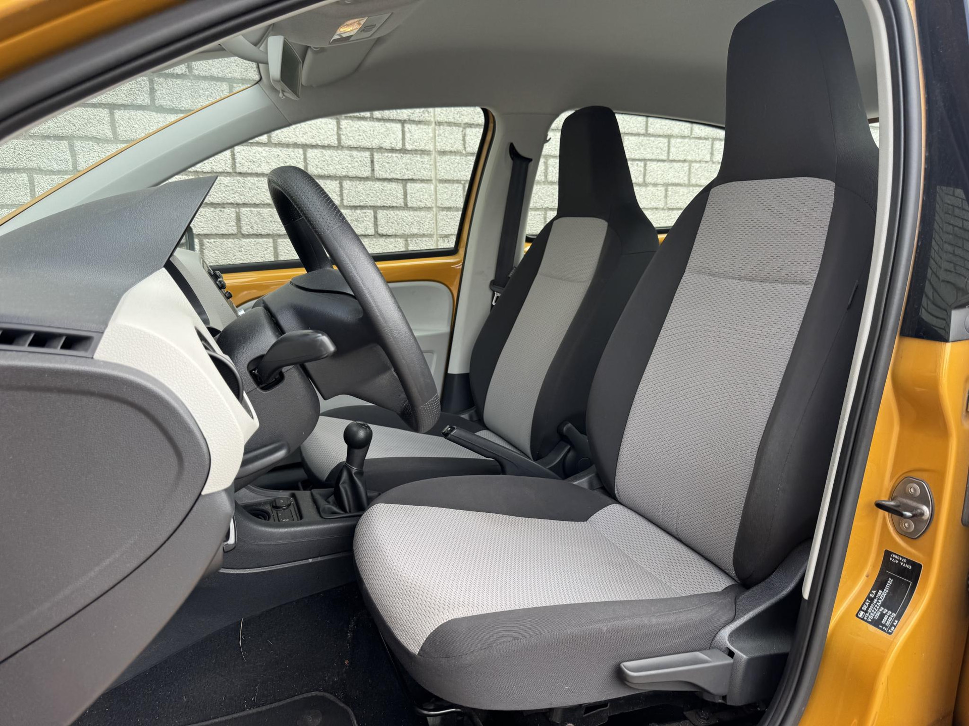 SEAT Mii