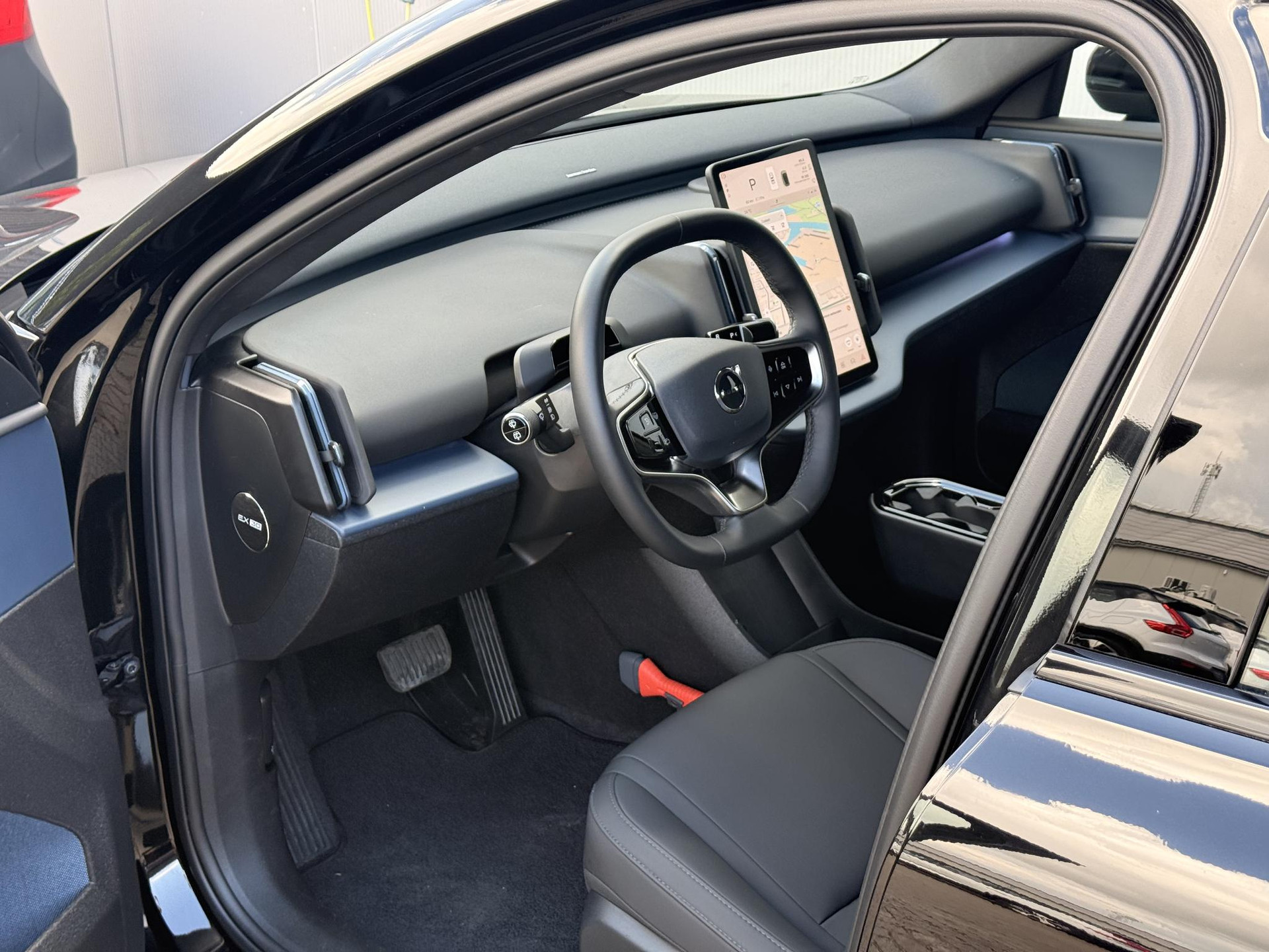 Volvo EX30