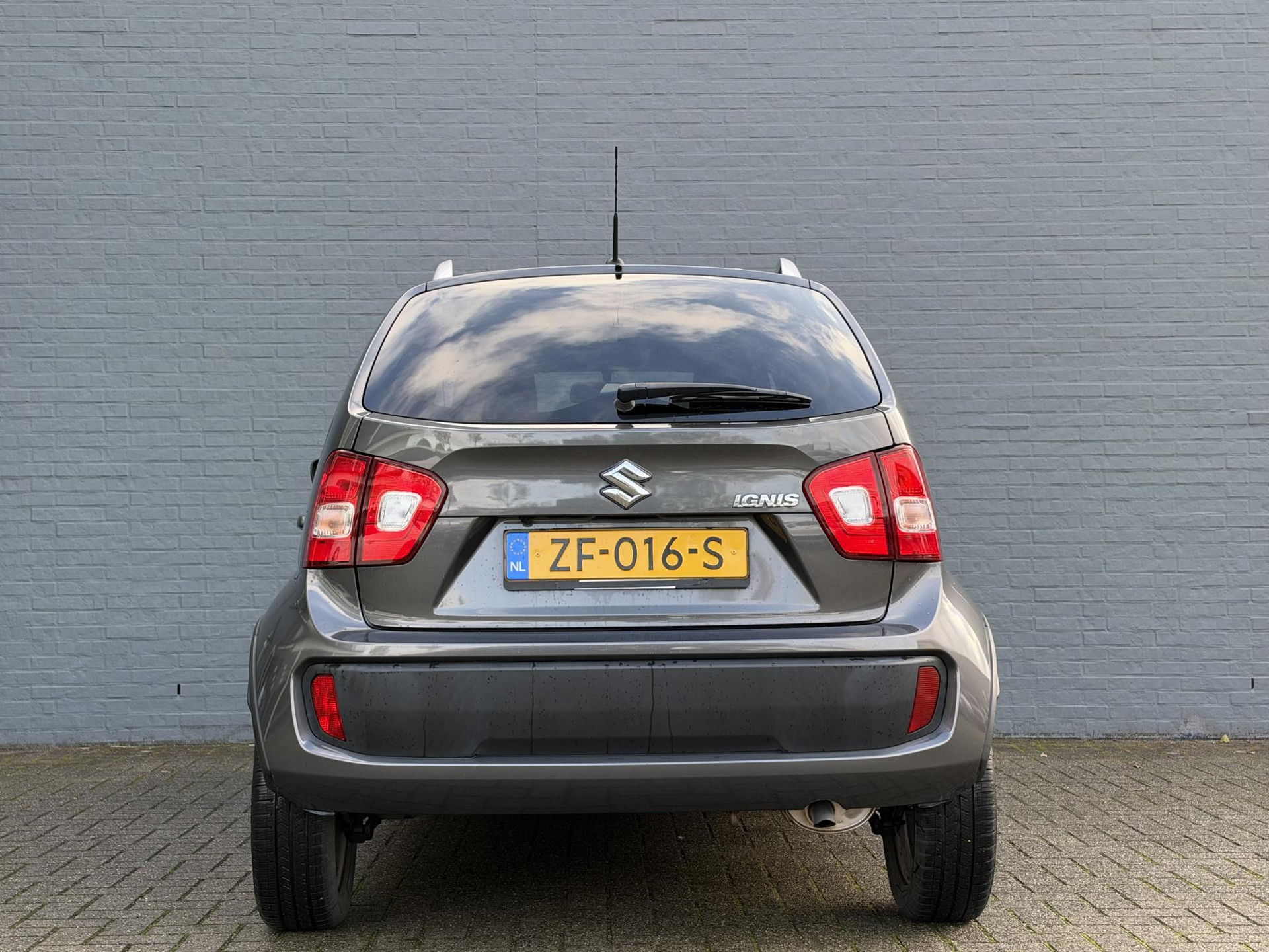 Suzuki Ignis