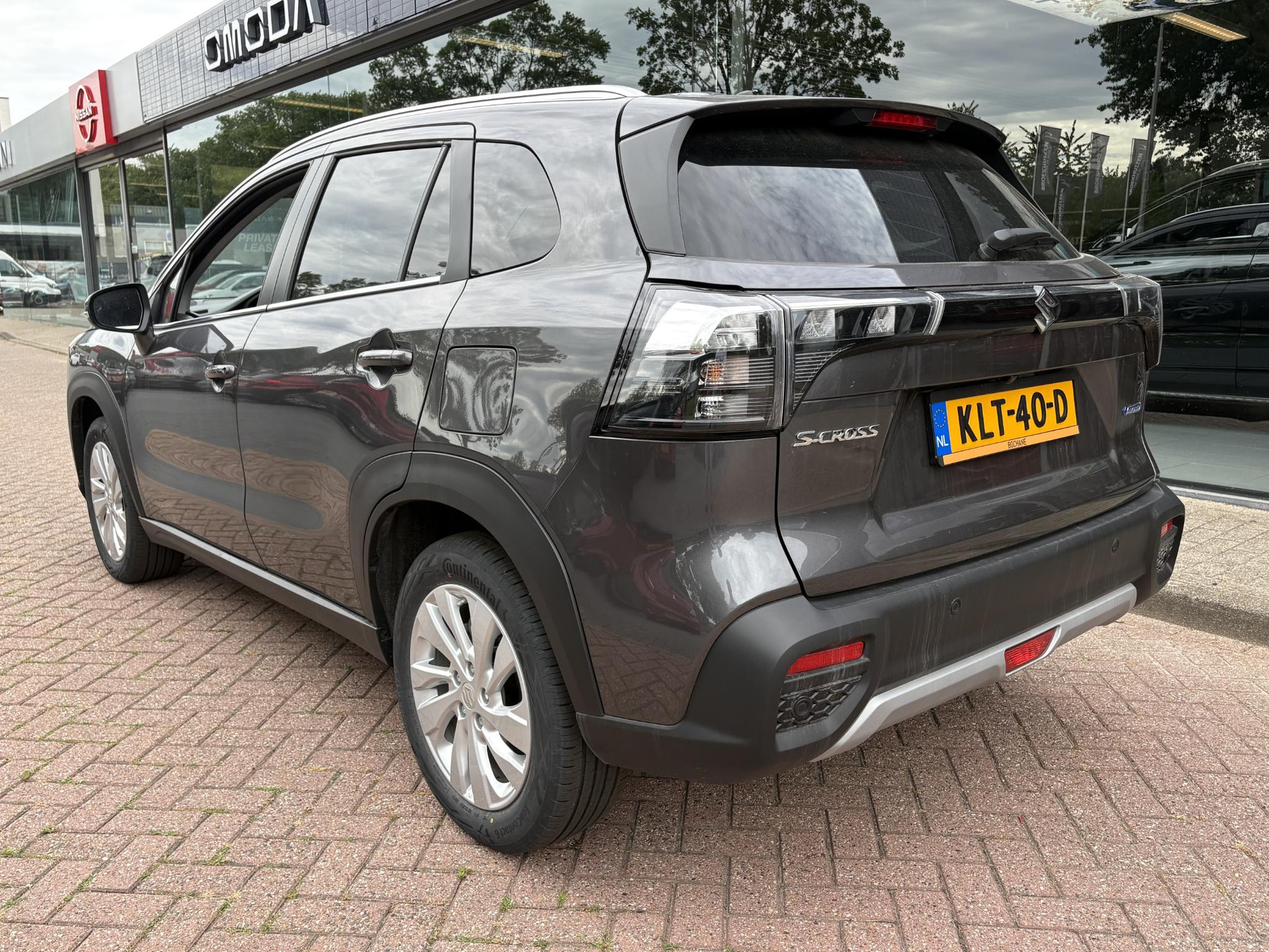 Suzuki S-Cross