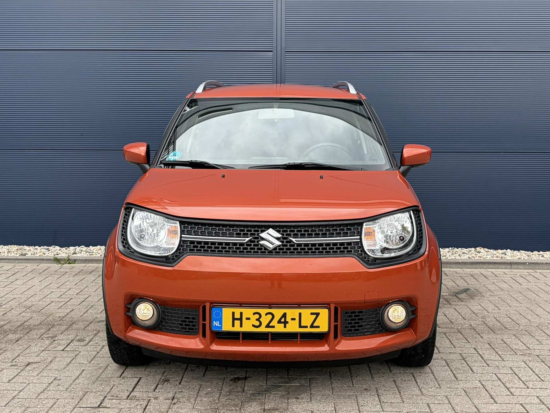 Suzuki Ignis