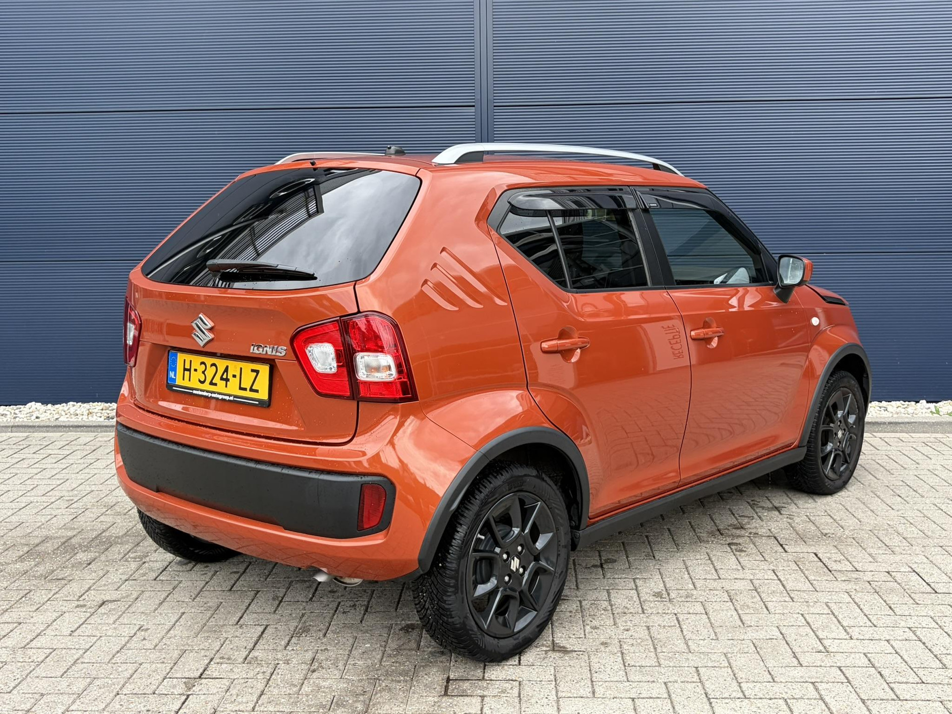 Suzuki Ignis