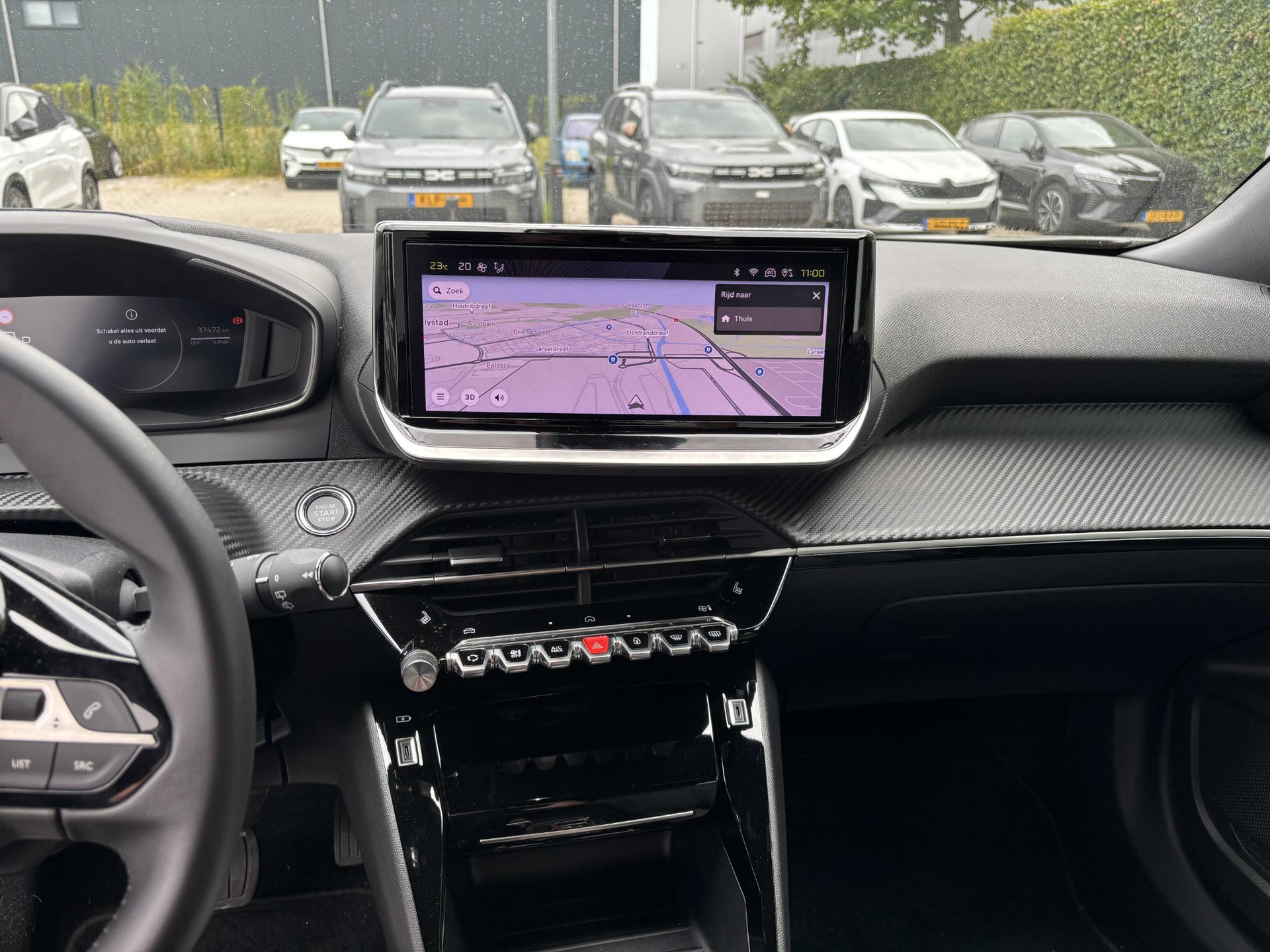 Peugeot e-2008