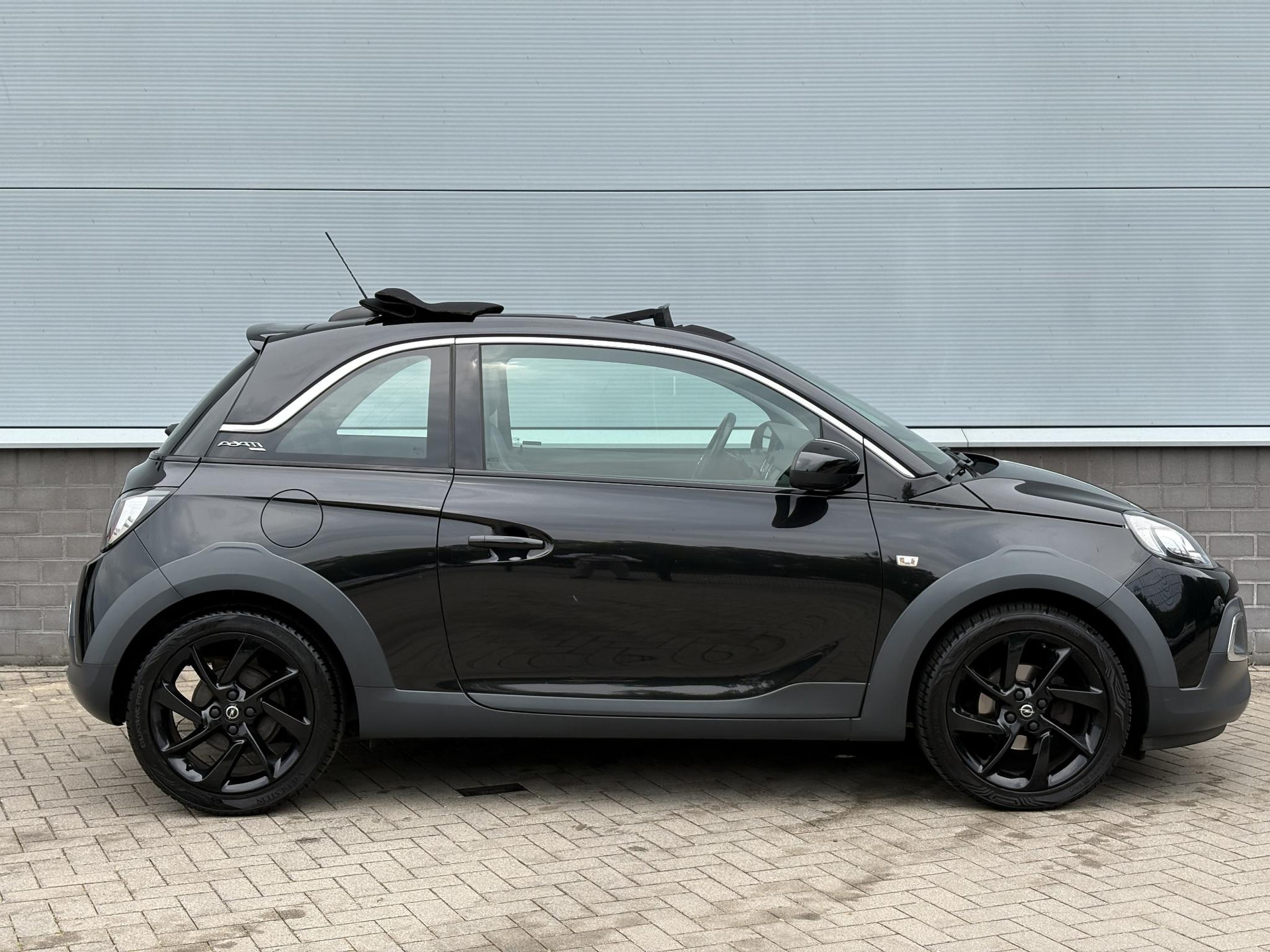 Opel Adam