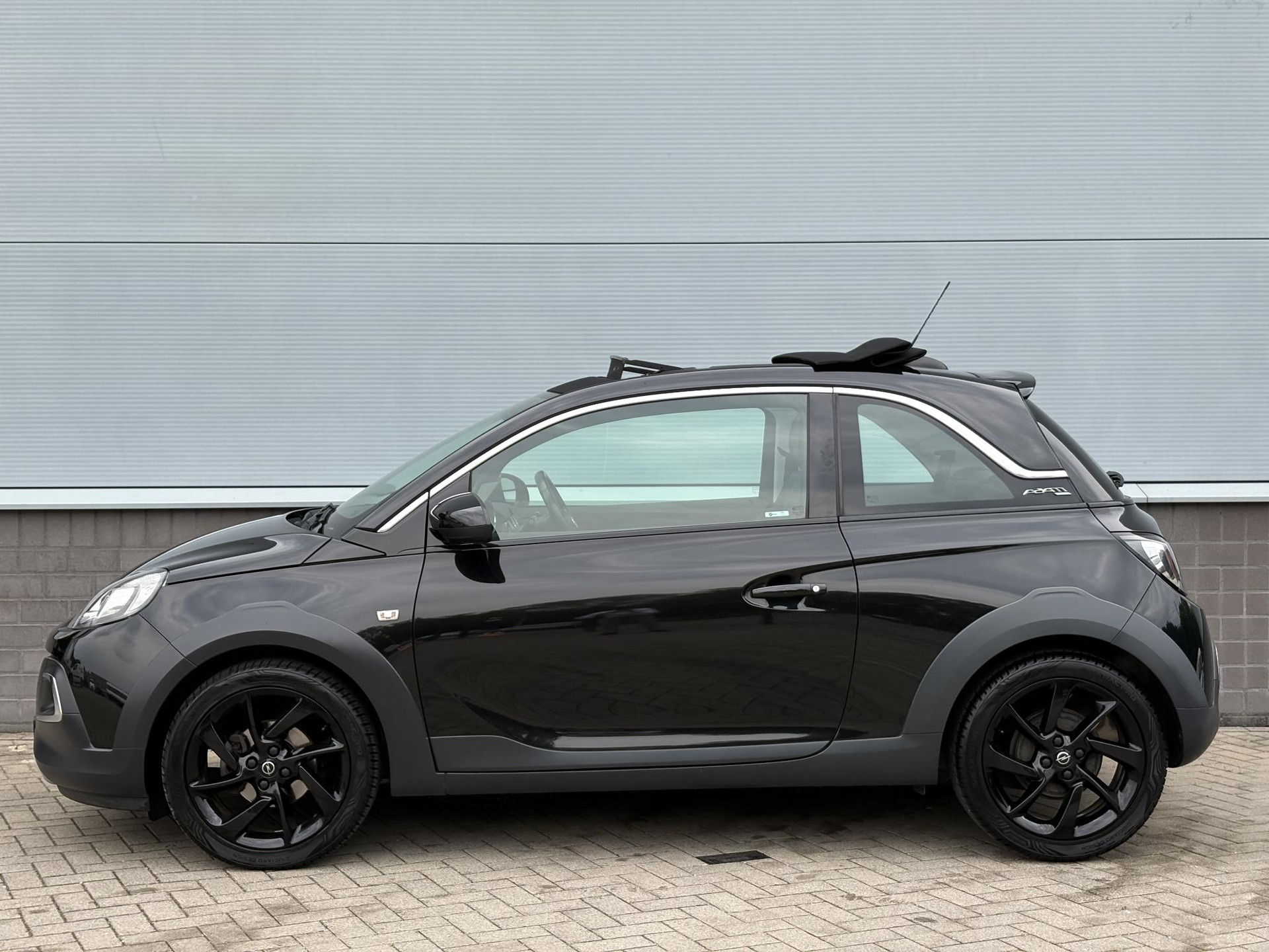 Opel Adam