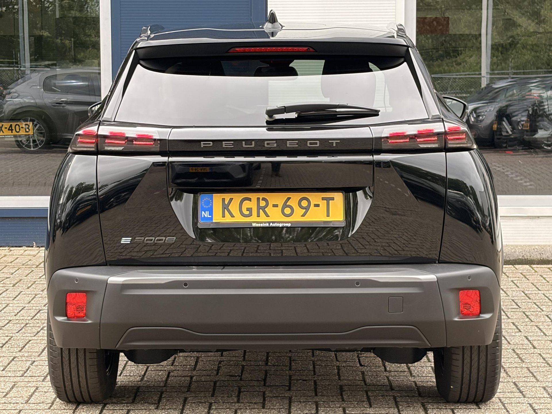Peugeot e-2008